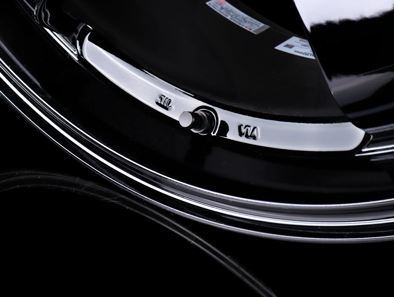 Advan Racing GT Wheels - Racing Gloss Black / 20x9.5 / 5x114 / +28 - Image 3