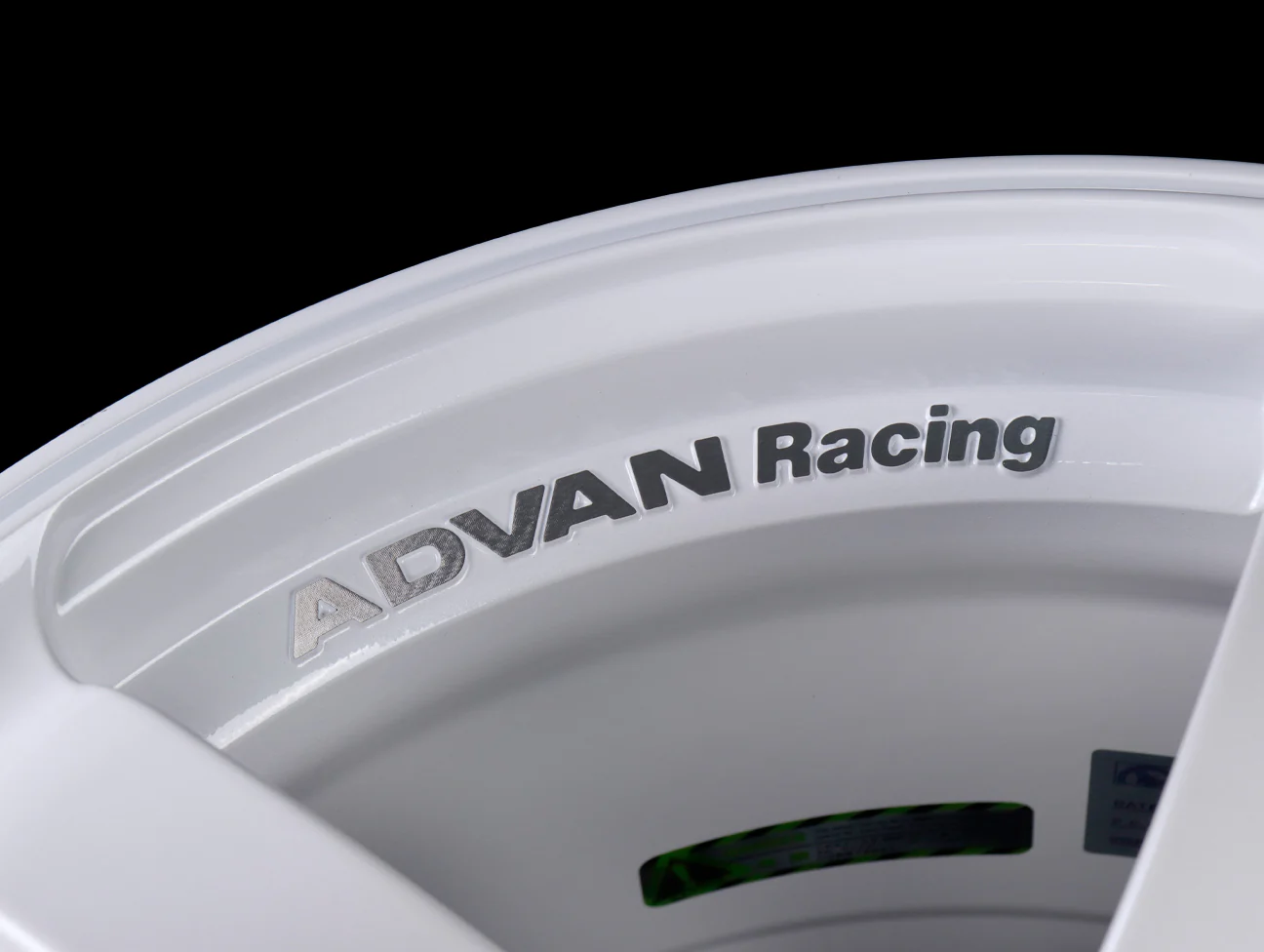 Advan Racing TC4 Wheels - White / 18x9.5 / 5x120 / +38 - Image 6