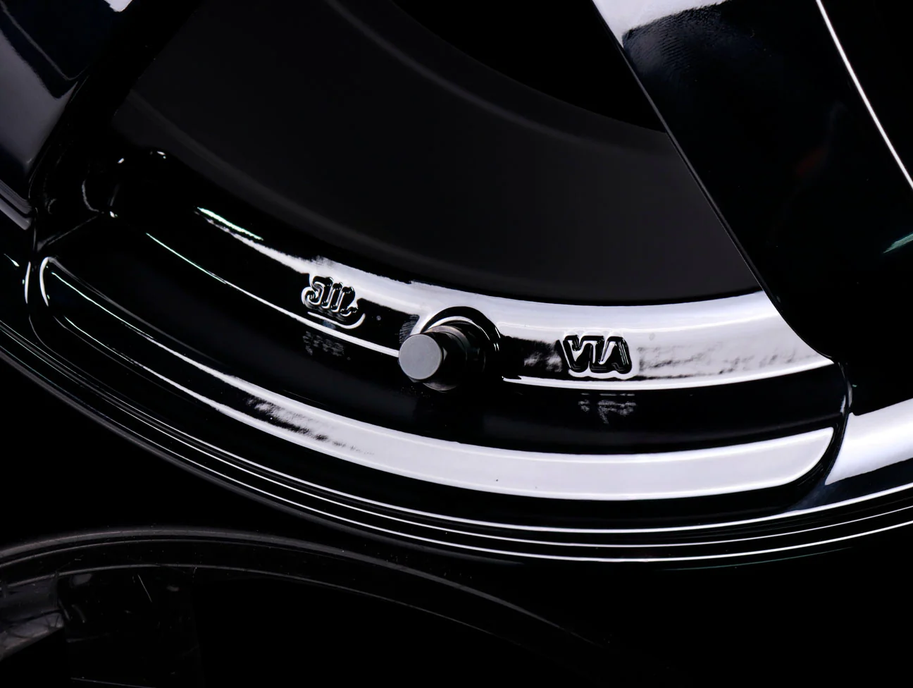 Advan Racing TC4 Wheels - Gloss Black 15x8 / 4x100 / +35 - Image 3