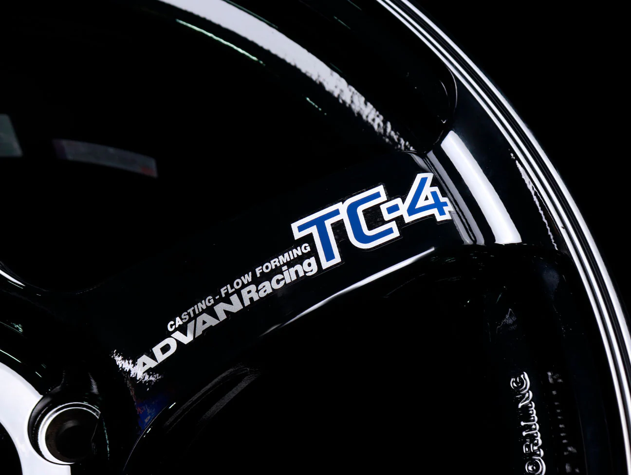 Advan Racing TC4 Wheels - Gloss Black / 18x9.5 / 5x114 / +35 - Image 5