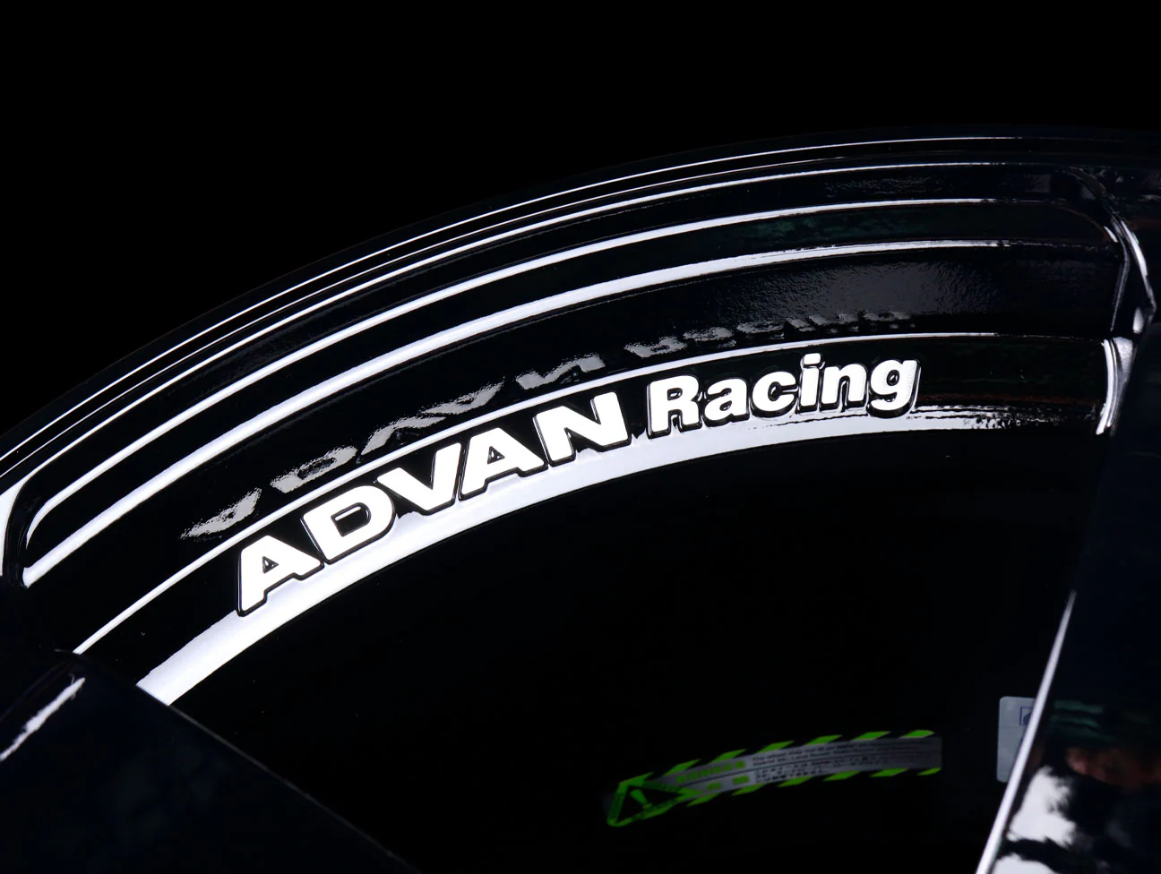 Advan Racing TC4 Wheels - Gloss Black / 18x9.5 / 5x114 / +35 - Image 6