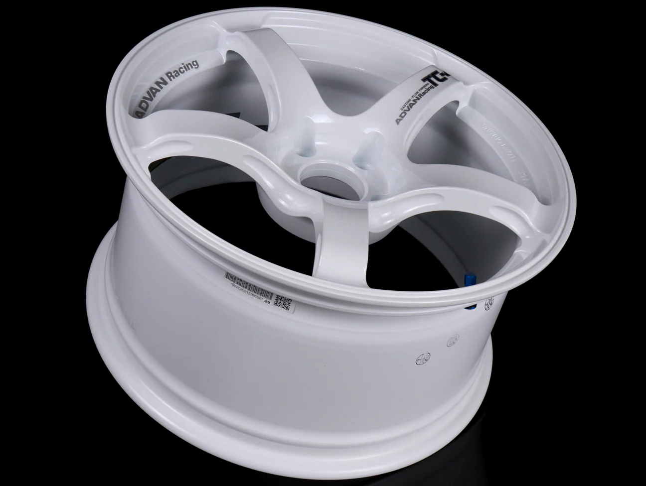 Advan Racing TC4 Wheels - White / 18x9.5 / 5x114.3 / +35 - Image 3