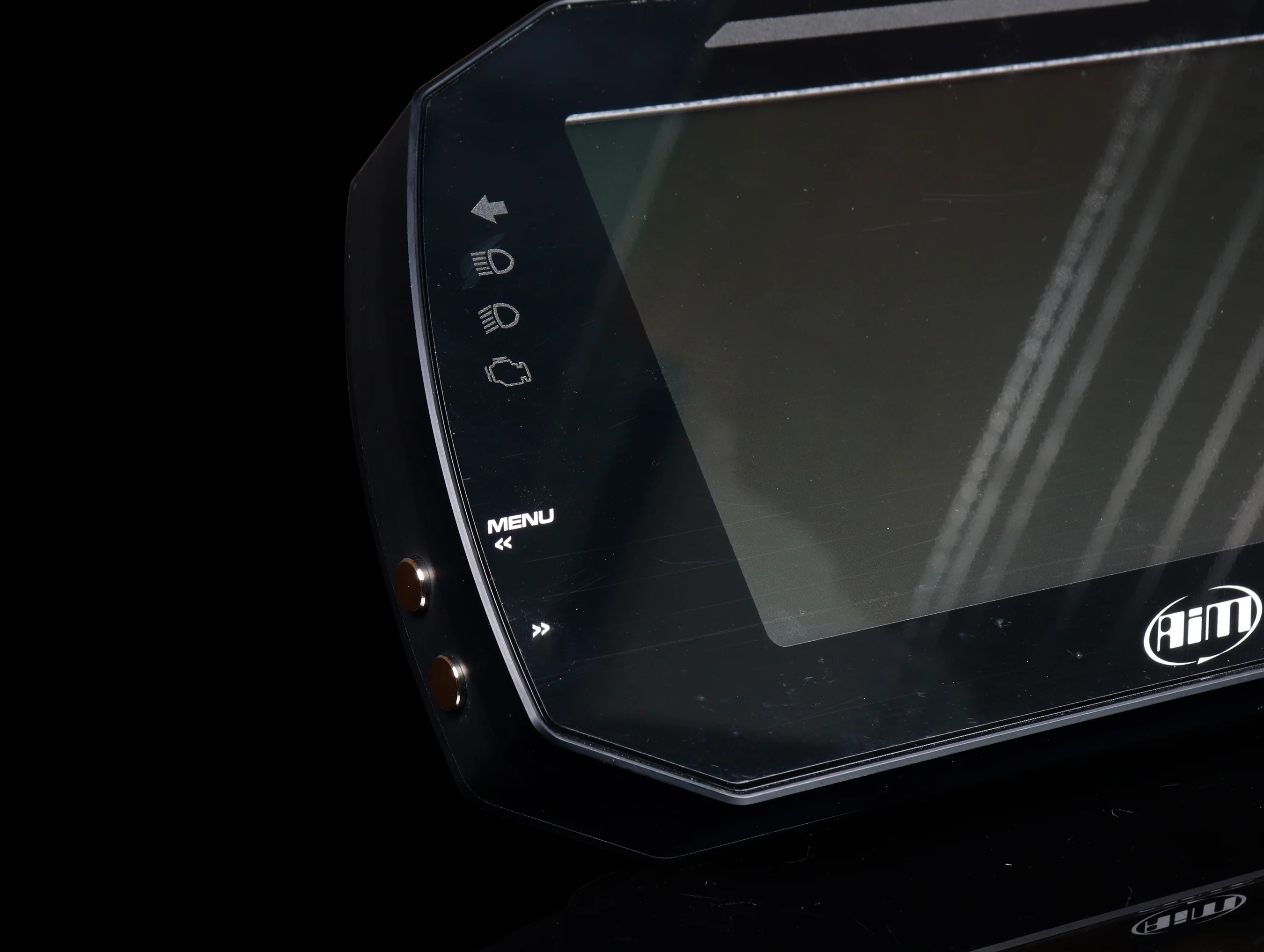 AiM Sports MXG 1.2 Strada 7" Dash Display - Image 5