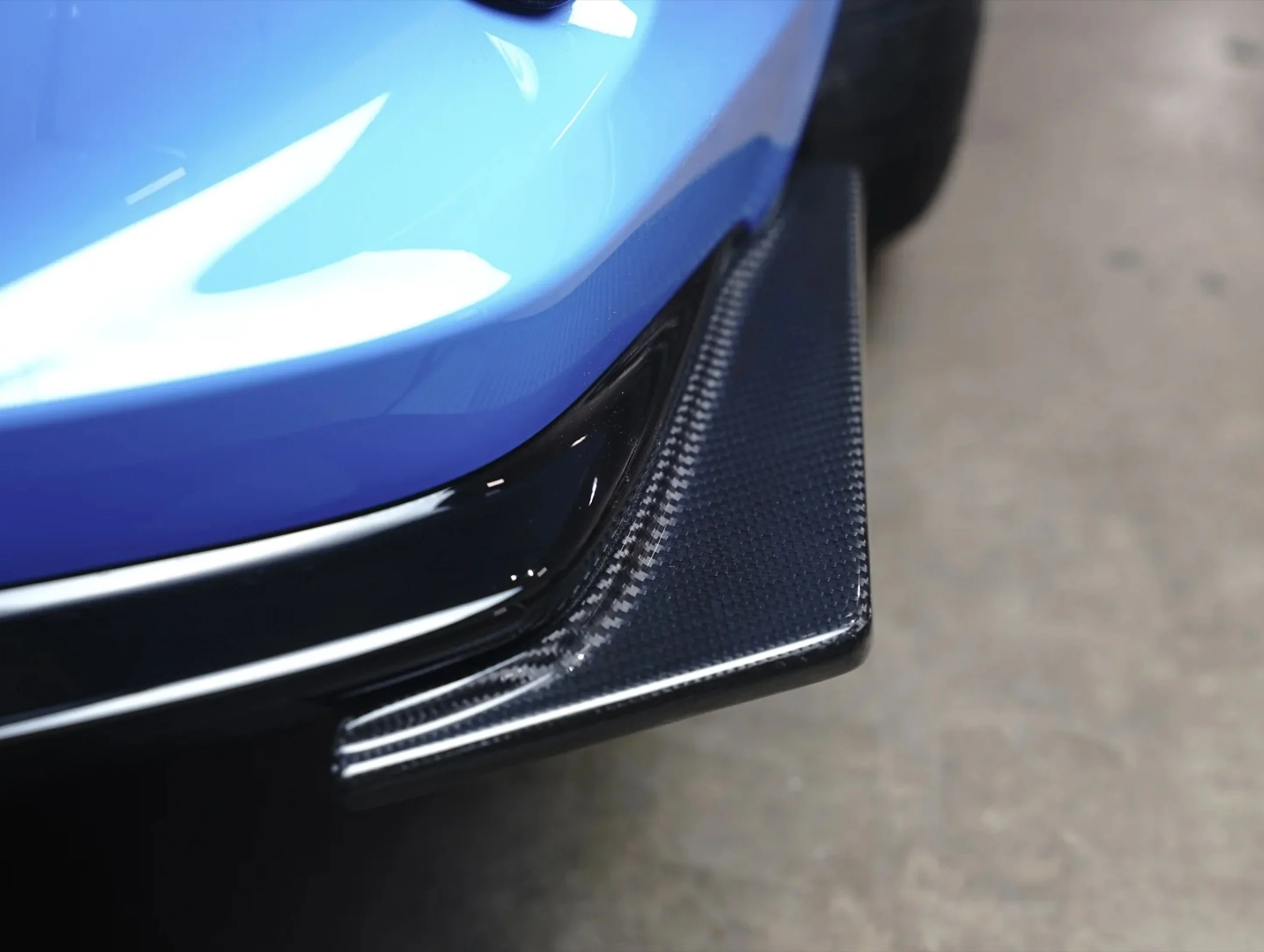 APR Performance Carbon Fiber Rear Bumper Skirt - 23+ Civic Type-R (FL5) - Image 5