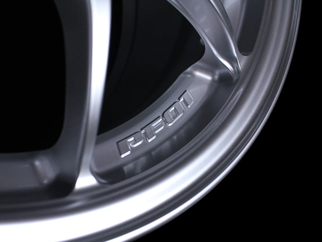 Enkei PF01 - 18" Wheels - Image 5