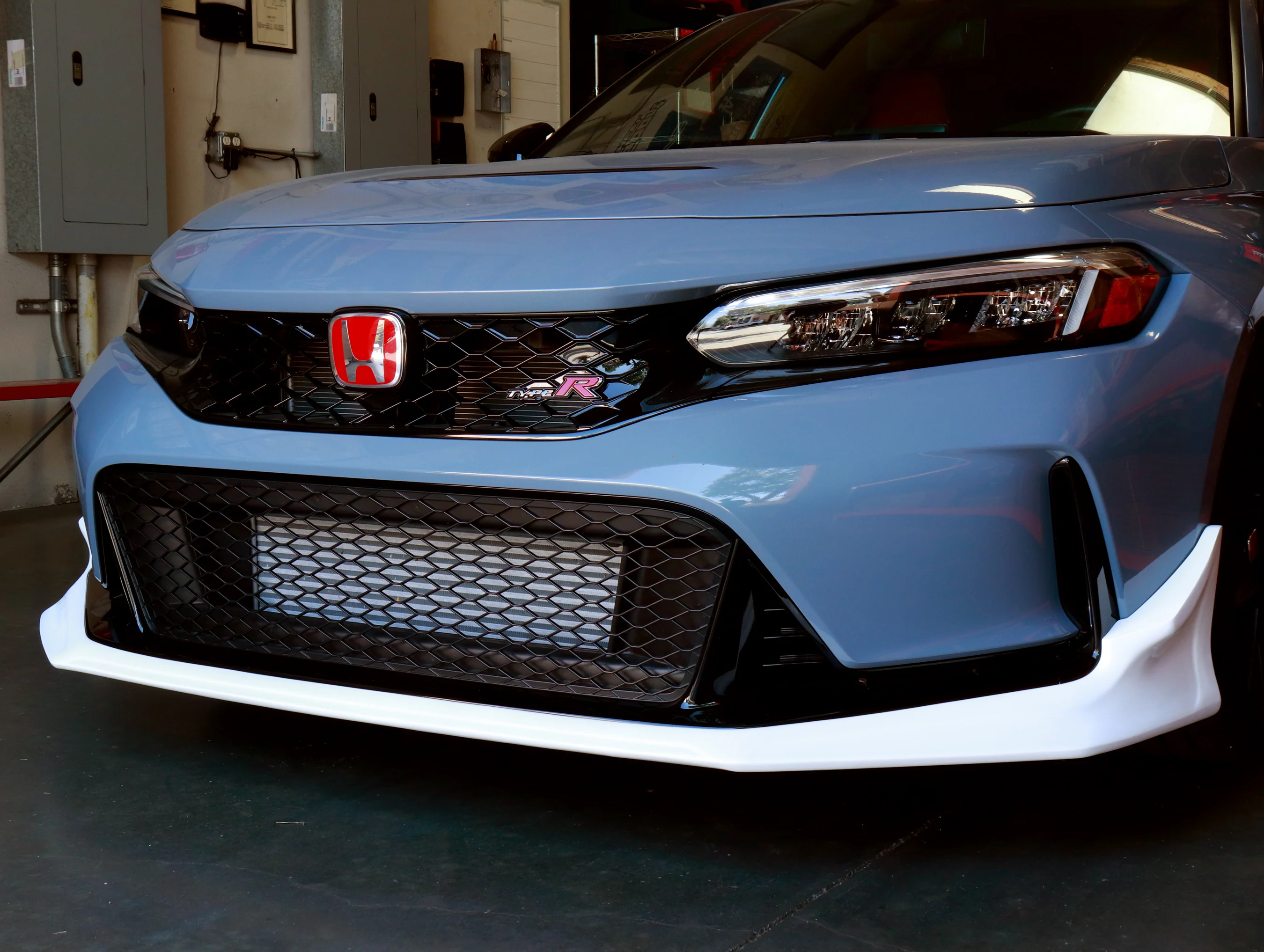 Garage Vary Glide Front Lip Spoiler - 22+ Civic Type R (FL5) - Image 19