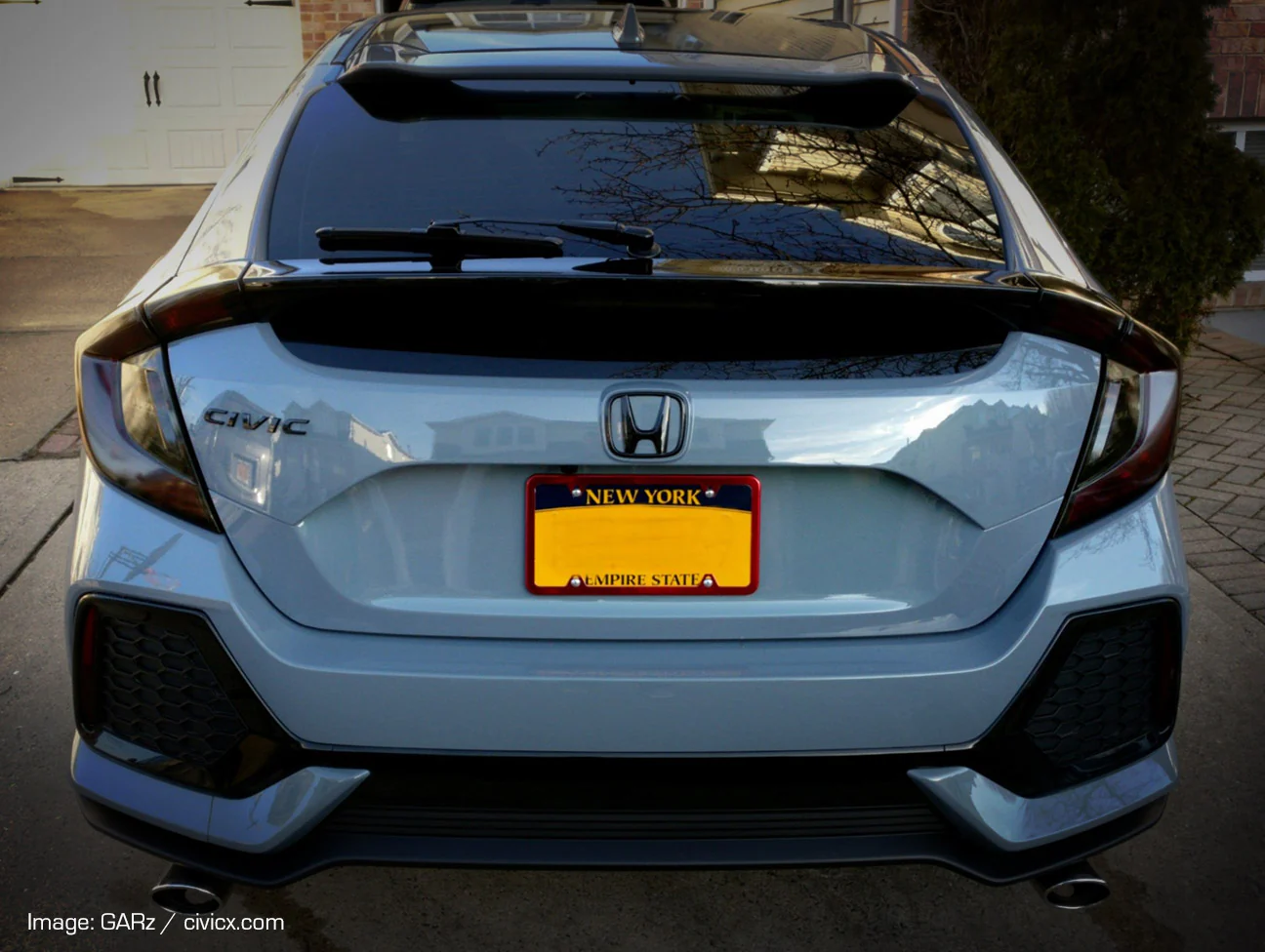 Honda Access All Black 3pc Emblem Kit - 2016-21 Civic Hatchback - Image 4