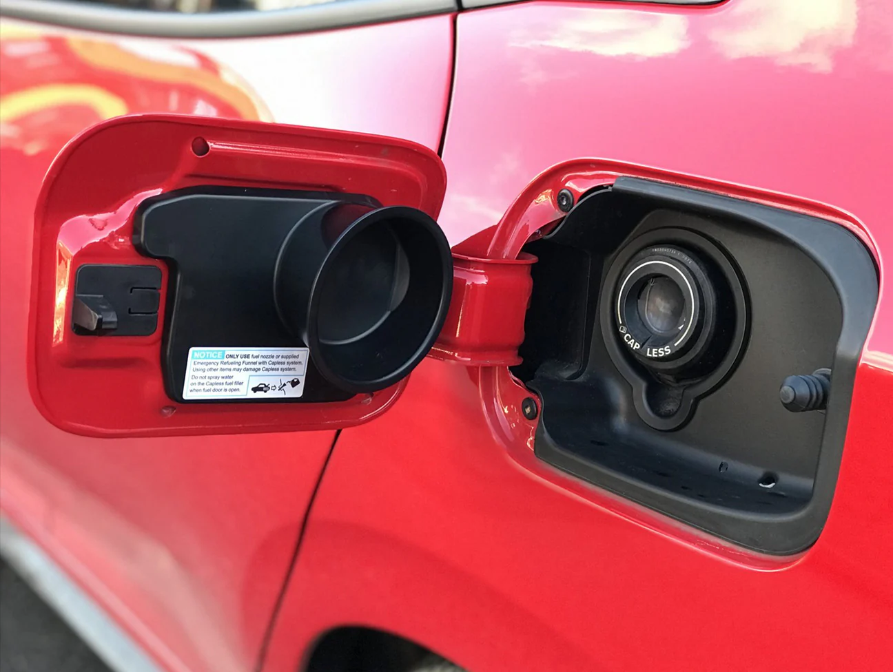 Honda Capless Fuel Cover - 2019-2021 Civic Hatchback - Image 5