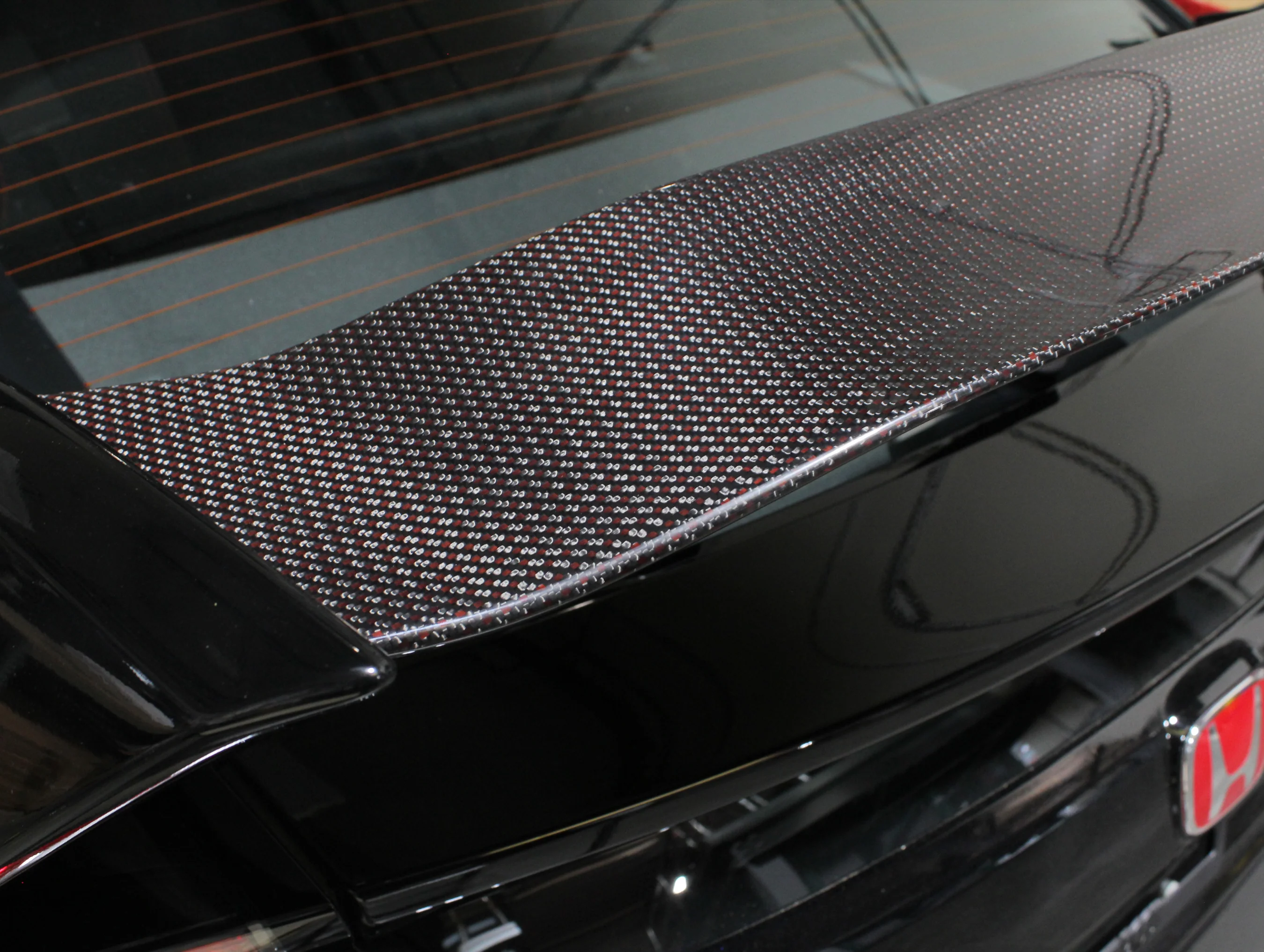 Honda Carbon Rear Tailgate Spoiler Kit - 17-21 Civic Type-R (FK8) - Image 4