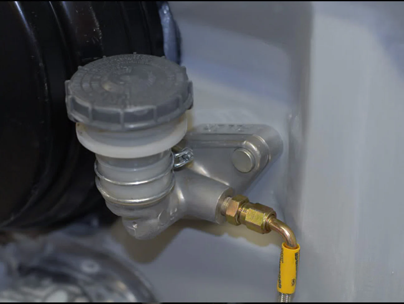 Honda S2000 Clutch Master Cylinder - Image 7