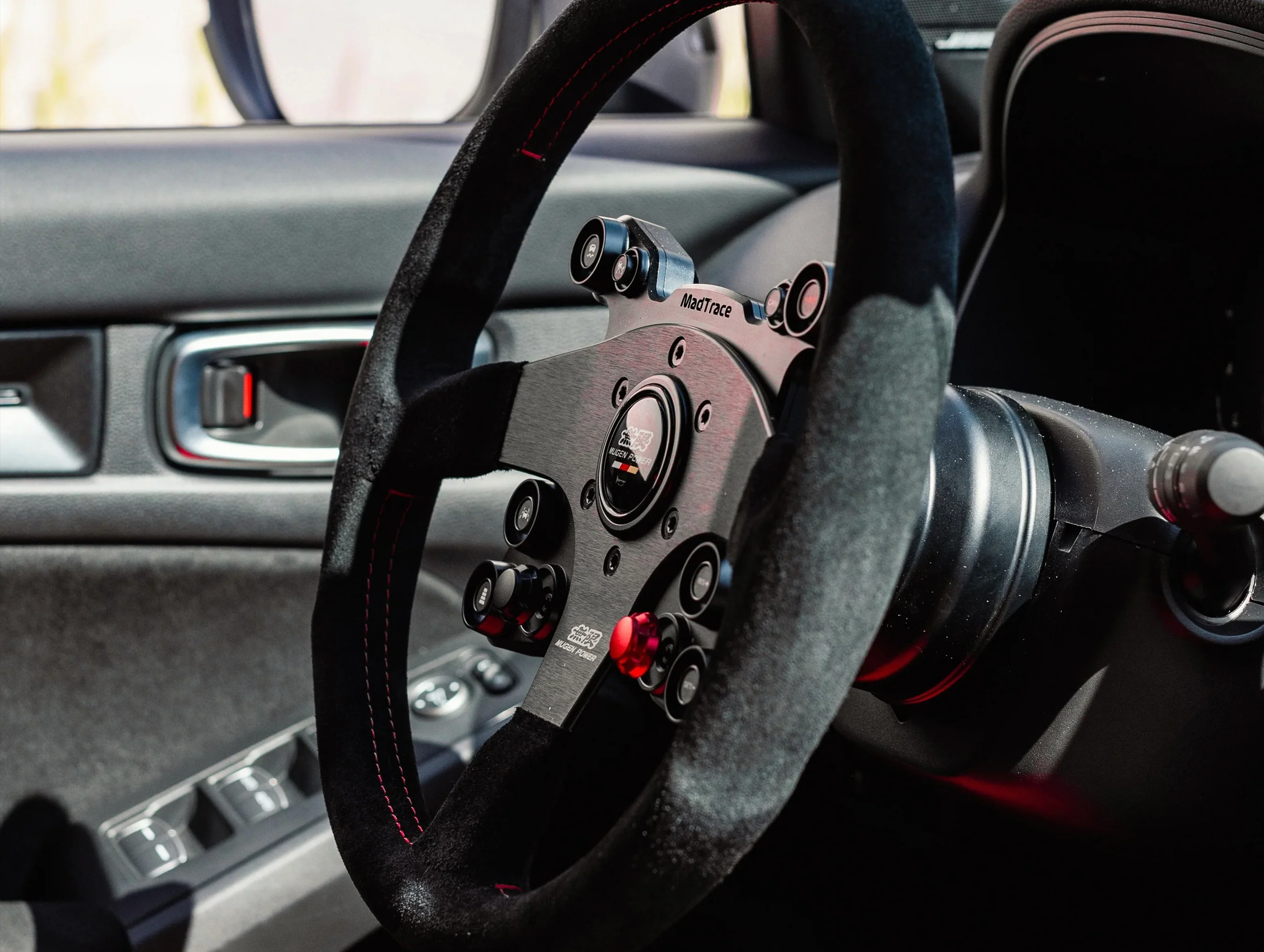 JQ Werks Madtrace MOMO Horn Cap Adapter - Image 4