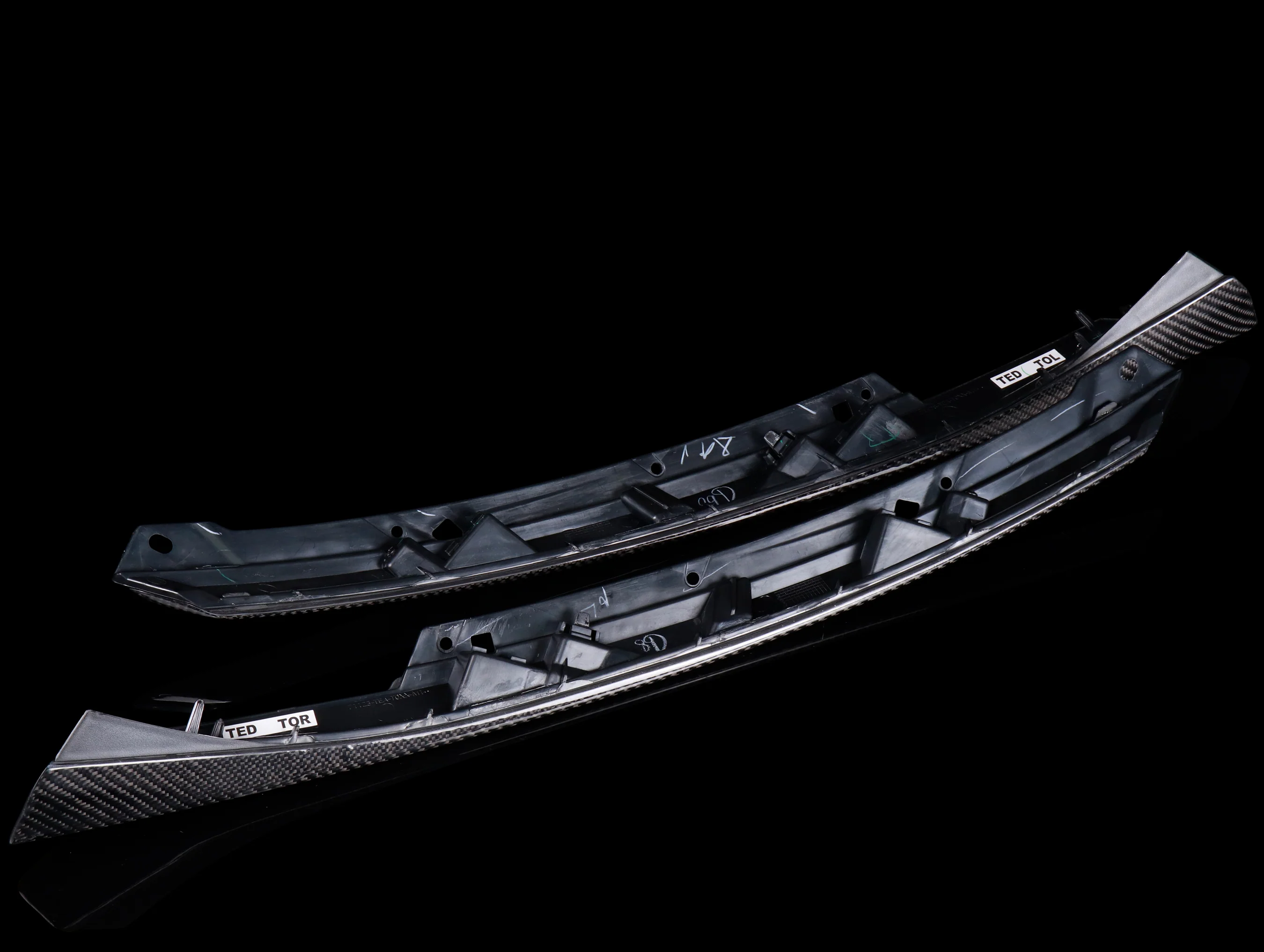 J's Racing Carbon Fiber Grill Extensions - 17-21 Civic Type R FK8 - Image 2