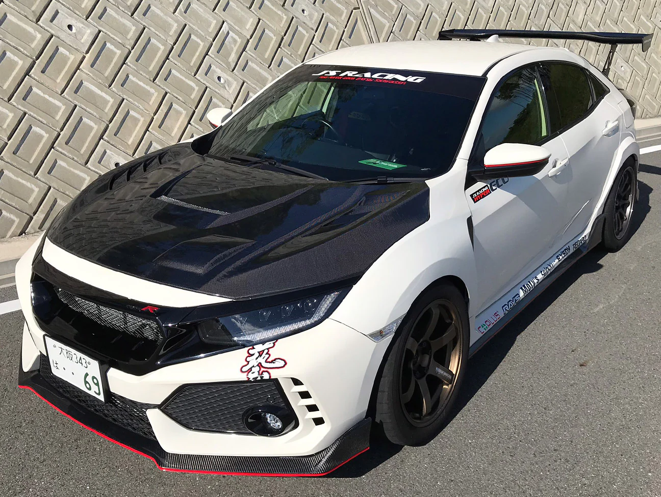 J's Racing Type-V Vented Hood - 17-21 Civic Type-R (FK8) - Image 5