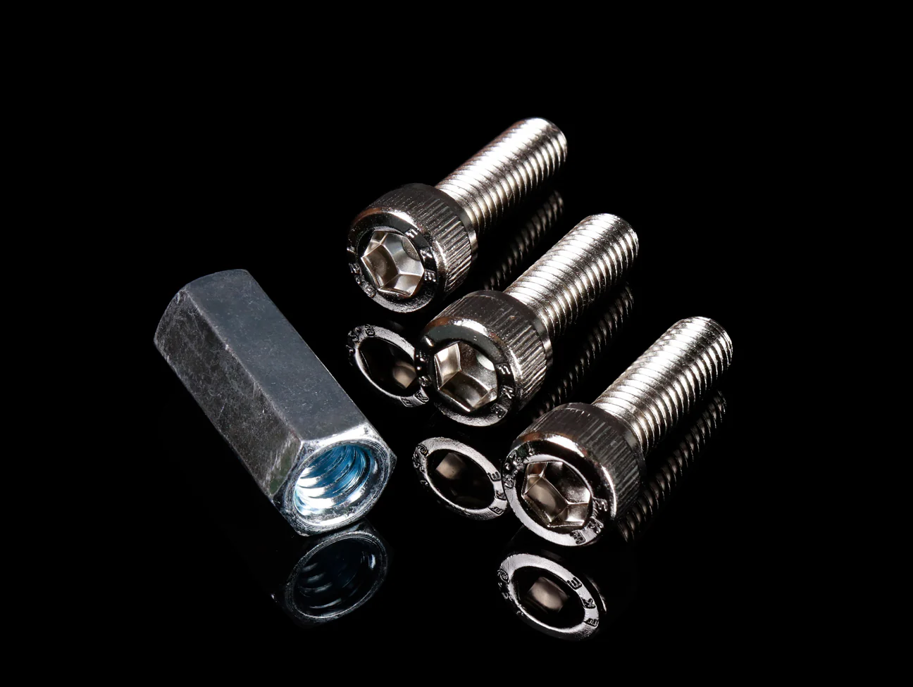 K-Tuned K-Series Swivel Neck Thermostat 1.25"/16AN Fitting - Image 8