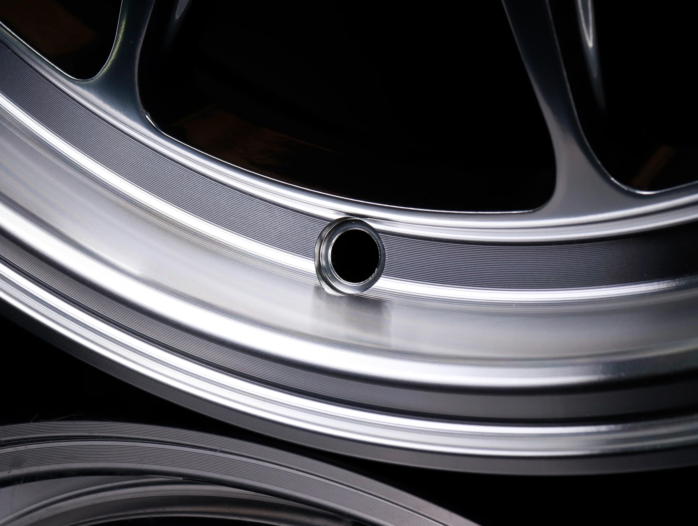Konig Countergram - 17" Wheels - Image 13