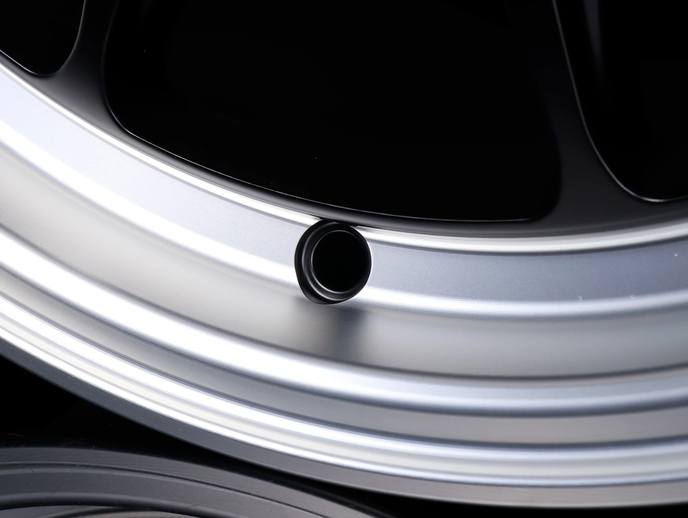 Konig Countergram - 17" Wheels - Image 14