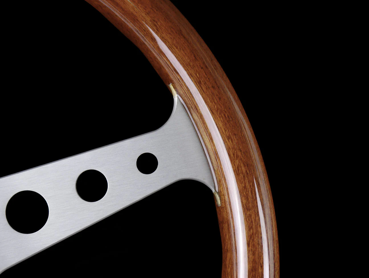 Momo Indy Mahogany Wood 350mm Steering Wheel - Image 4