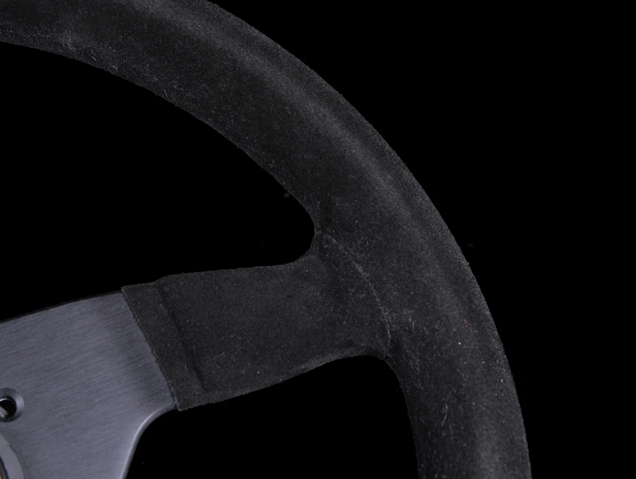 Momo Mod 69 350mm Steering Wheel - Image 4