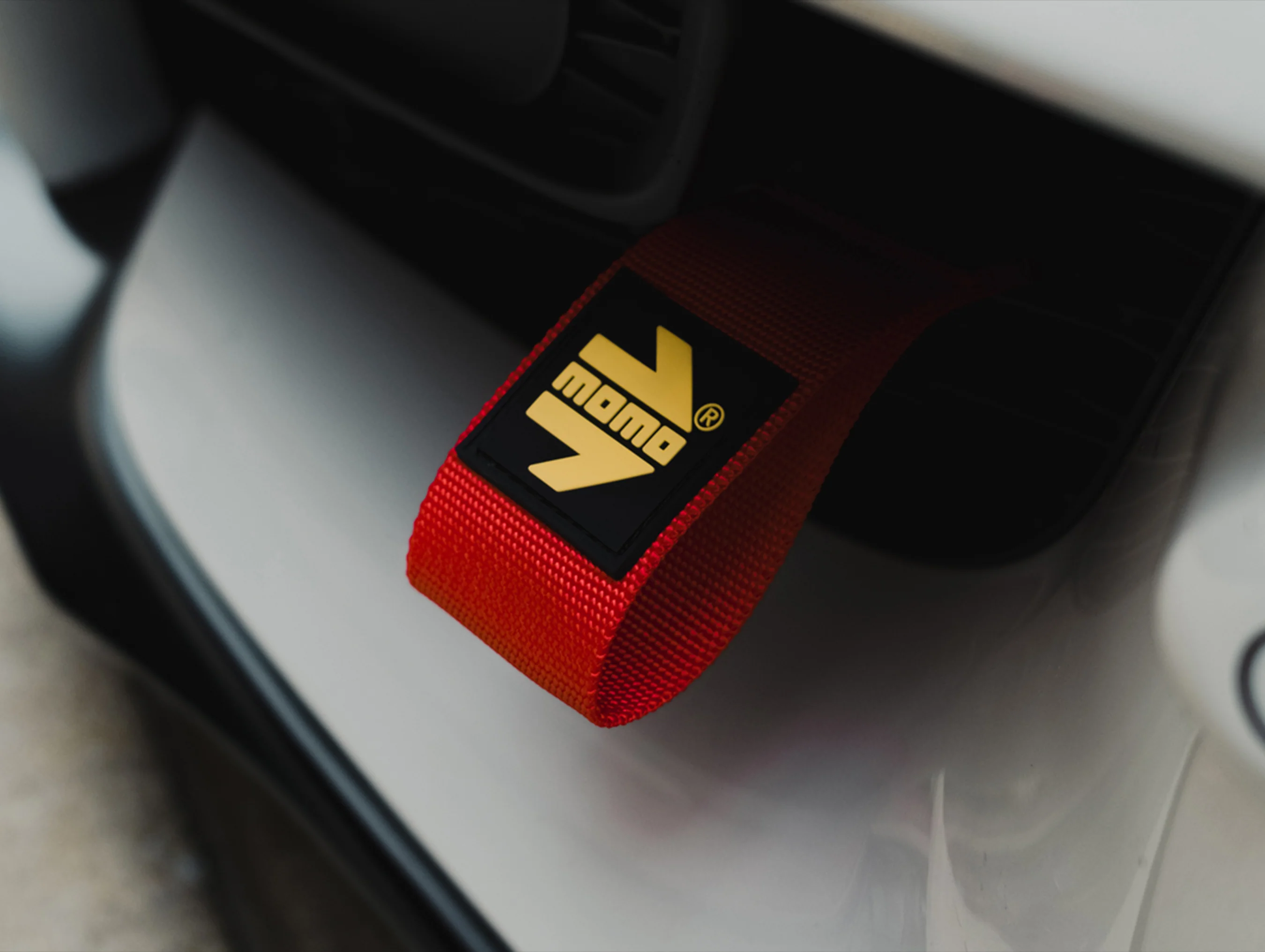 Momo Racing Tow Strap - Image 4