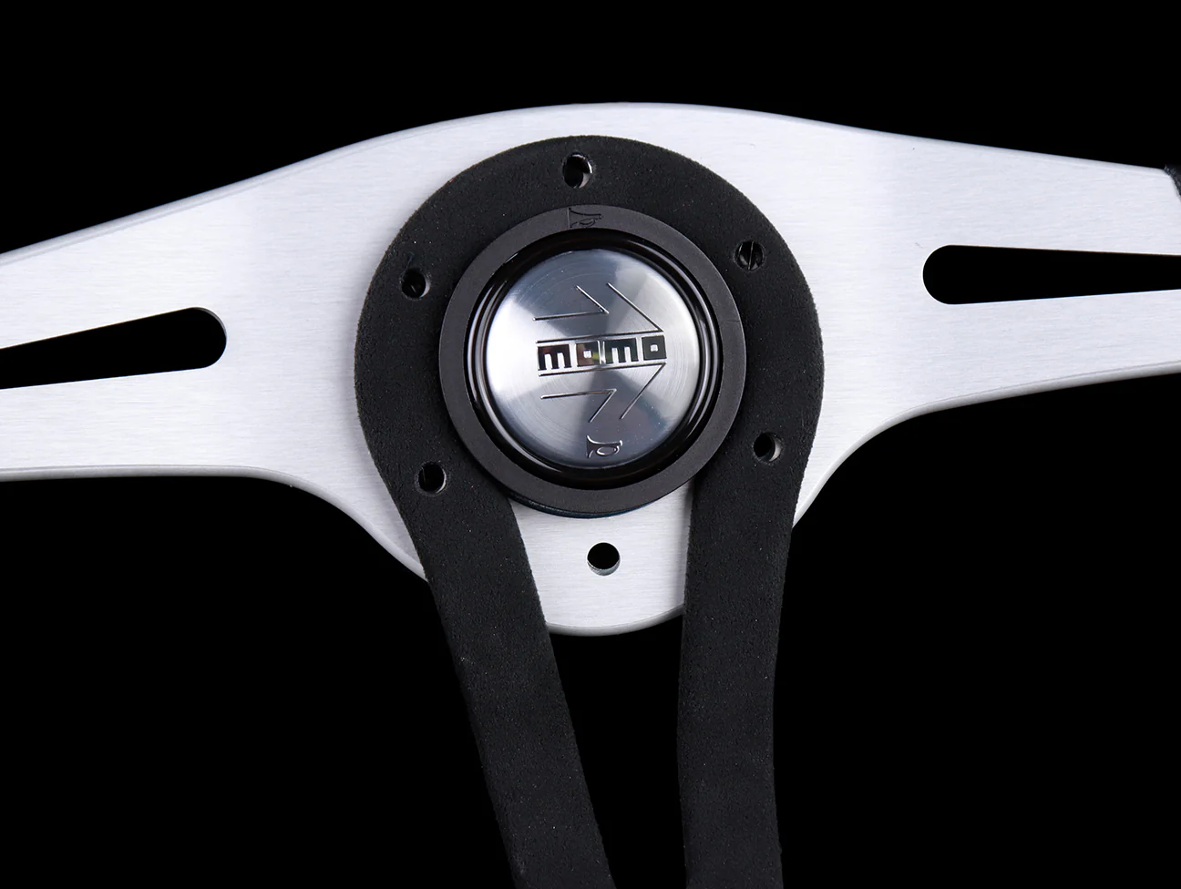 Momo Trek 350mm Steering Wheel - Black - Image 3