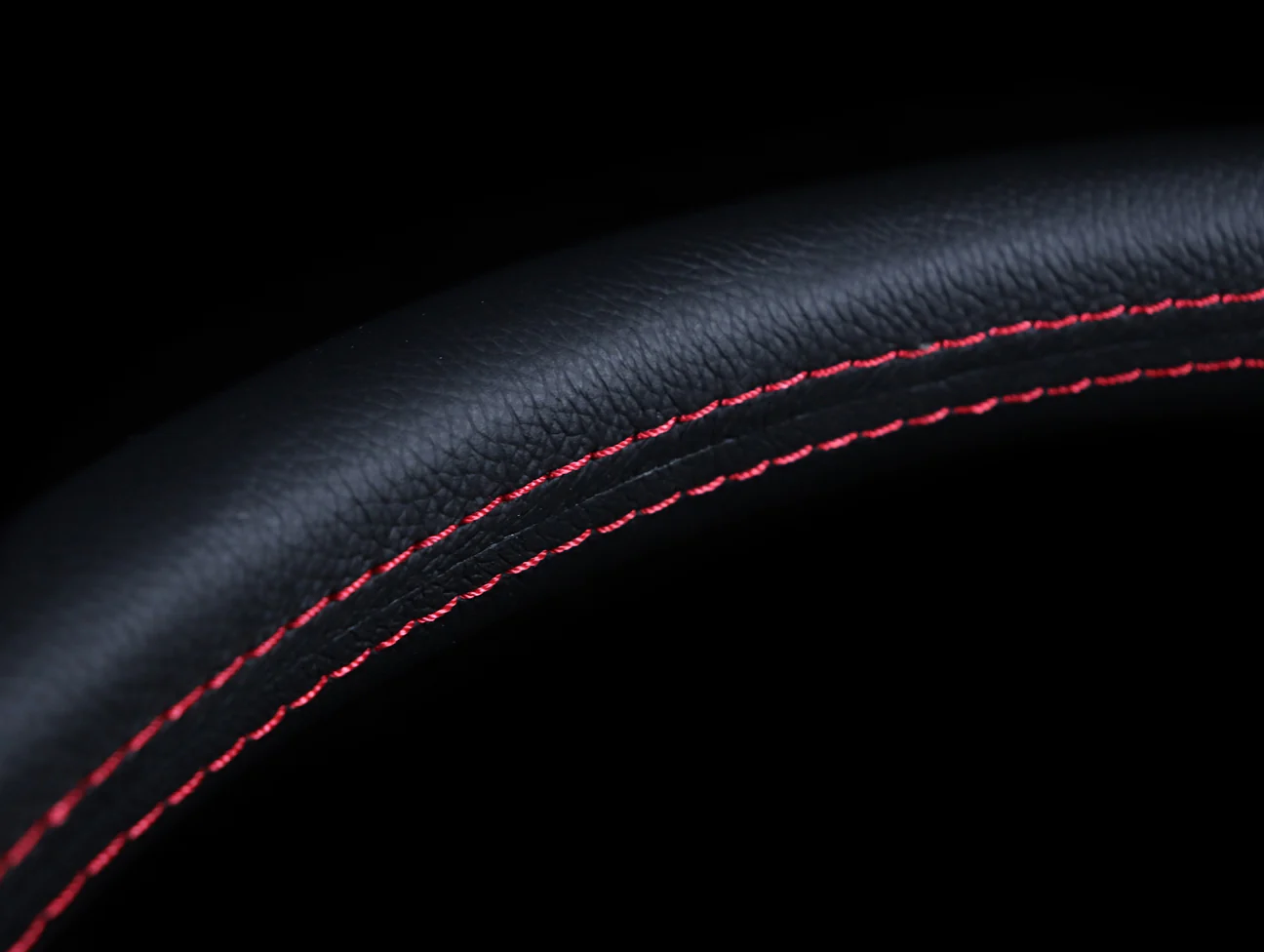 Mugen 350mm Racing 3 Steering Wheel - Black Leather / Red Stitch - Image 6
