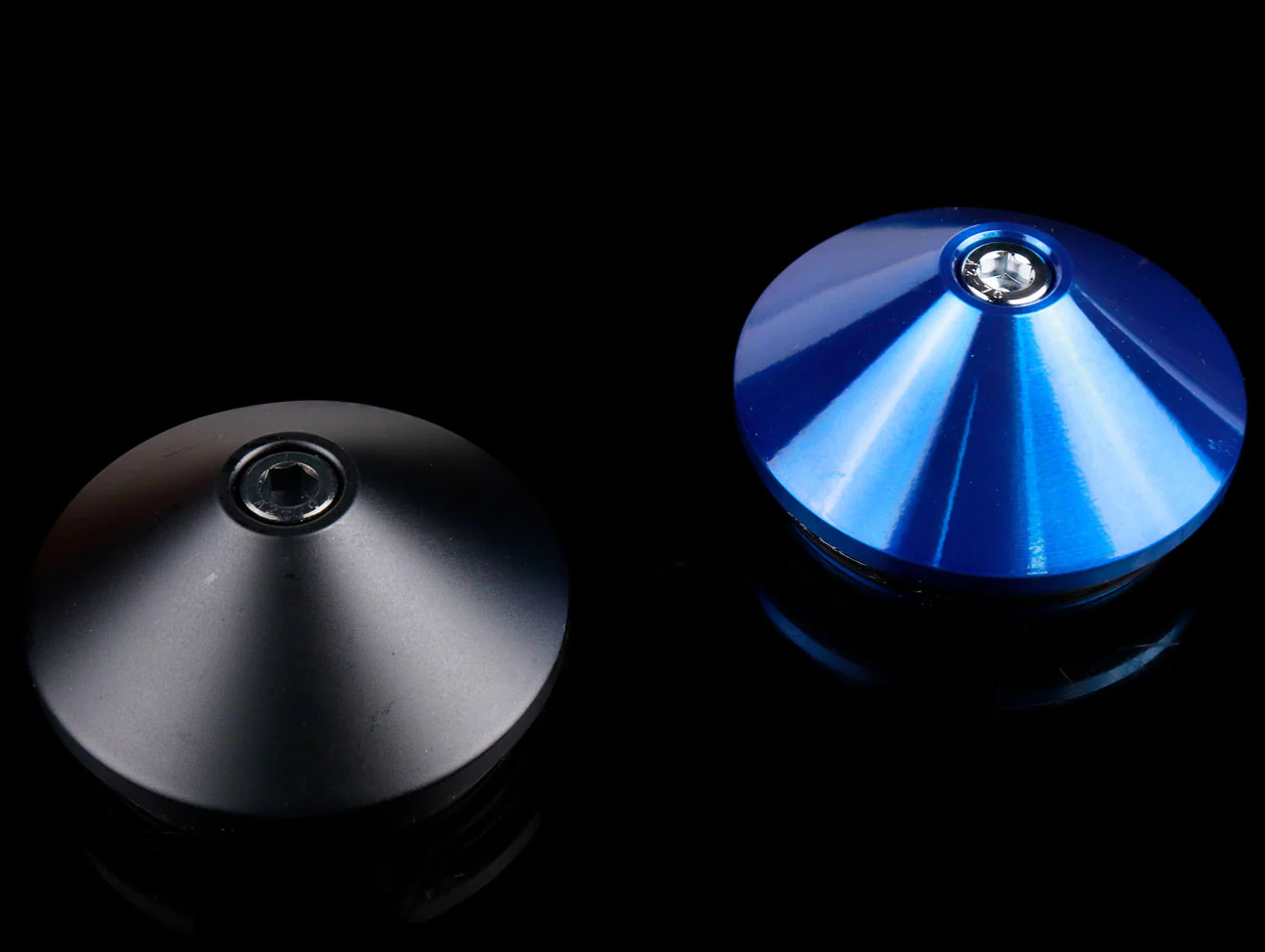 Mugen MF10 / MF8 Center Caps - Image 4