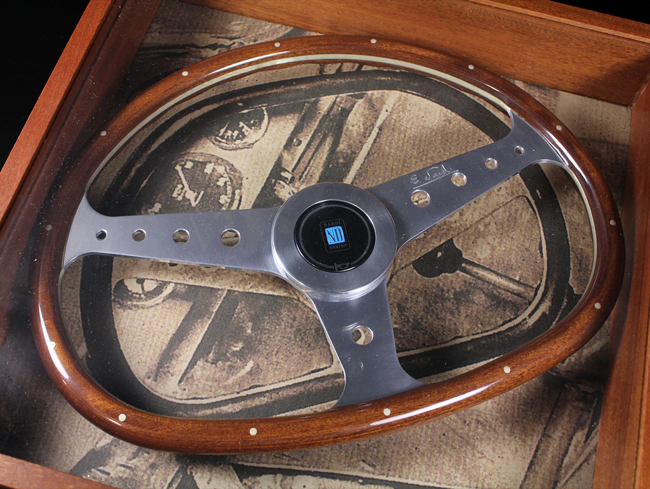 Nardi Bisiluro Limited Edition Collection Steering Wheel w/Wood Case - Image 4