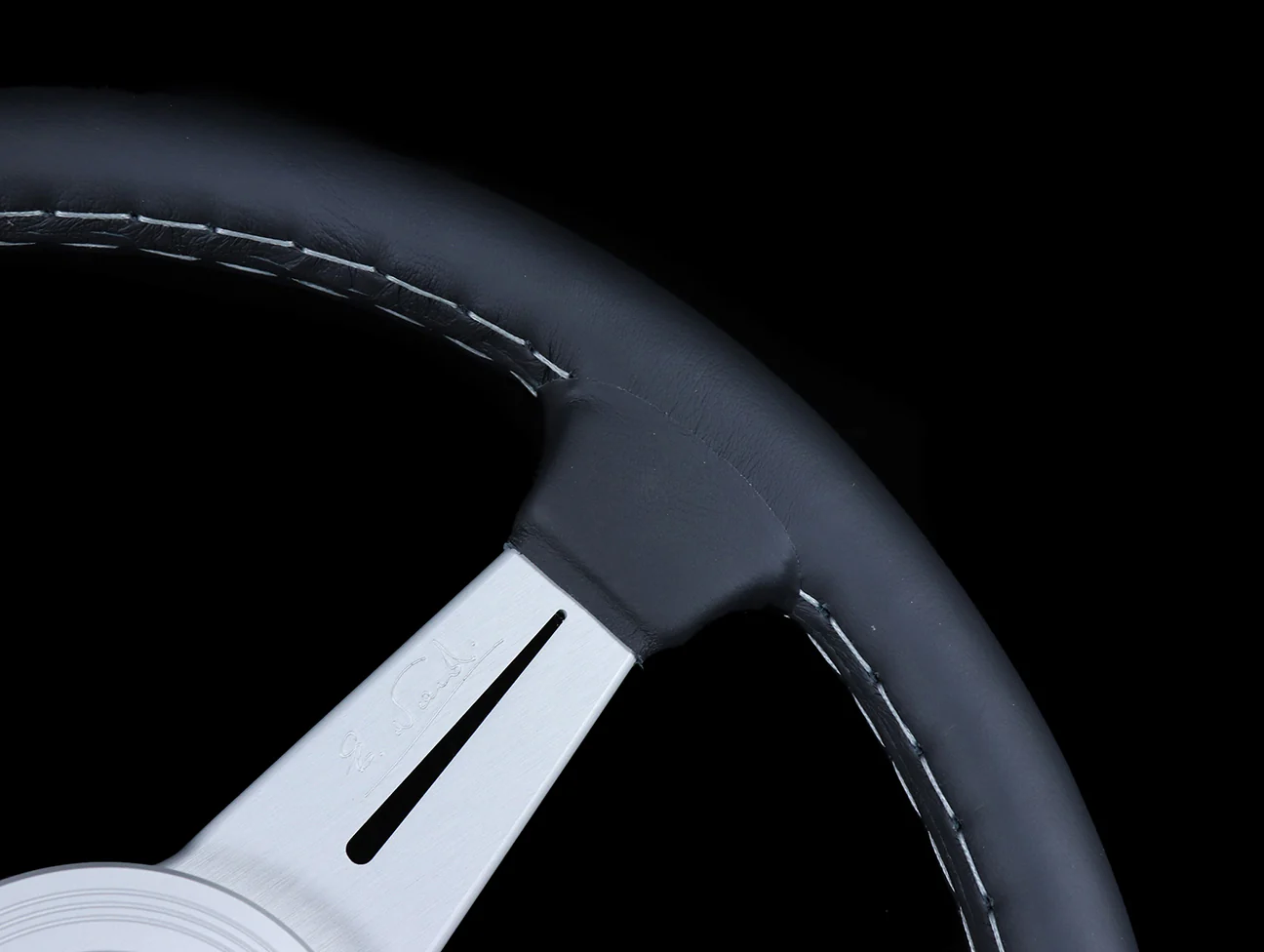 Nardi Classic 360mm Steering Wheel - Black Leather / Silver Spokes / Grey Stitch - Image 4