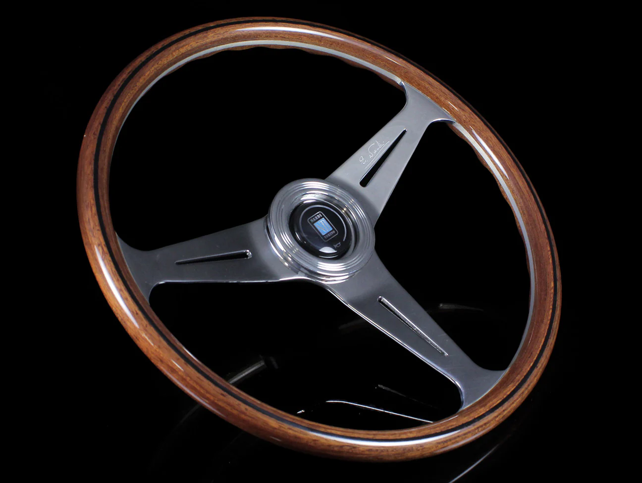 Nardi Classic Wood 360mm Steering Wheel w/ Polished Spokes - Image 2