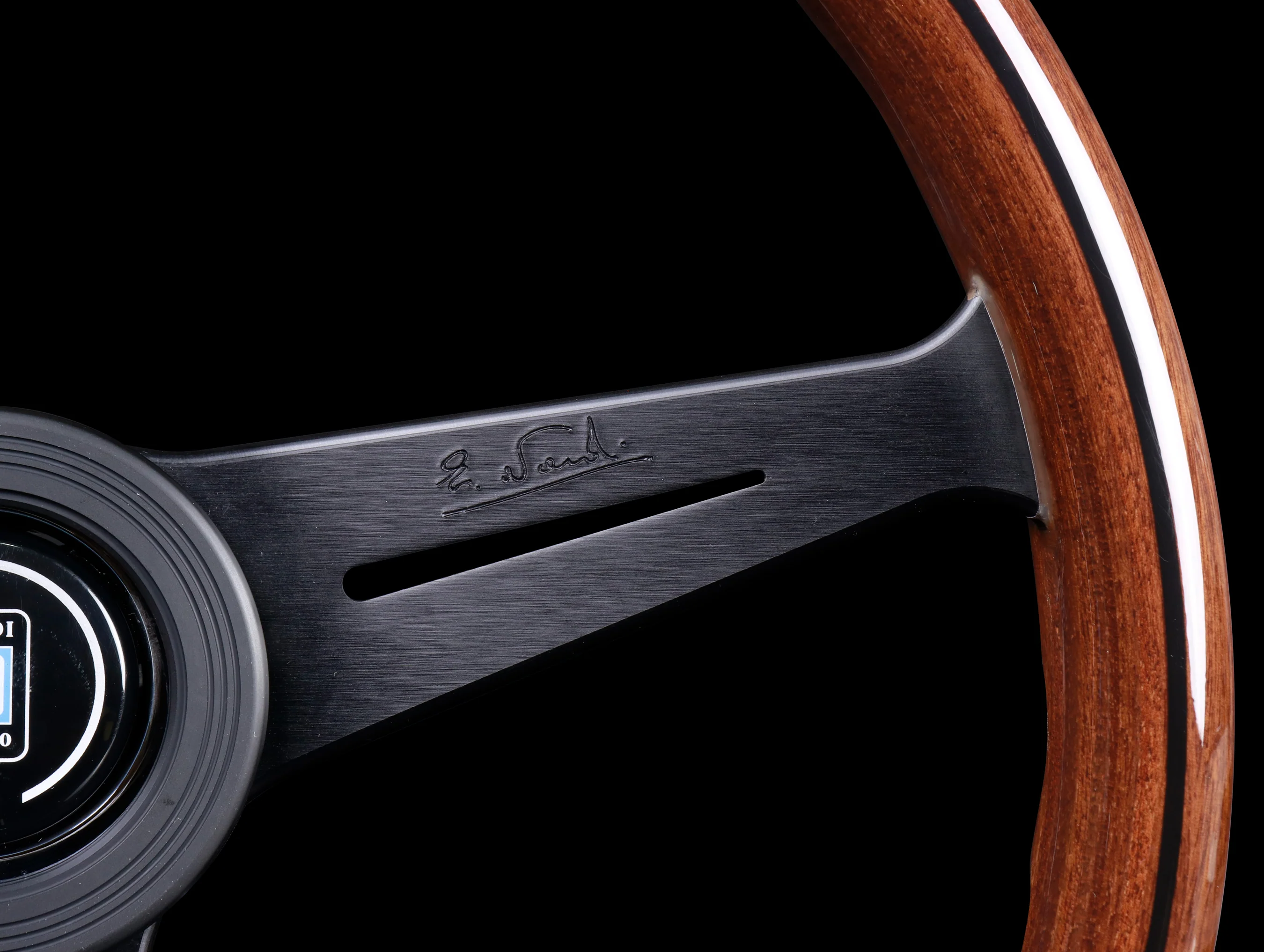 Nardi ND Classic 390mm Wood Steering Wheel w/ Black Spokes - Image 4