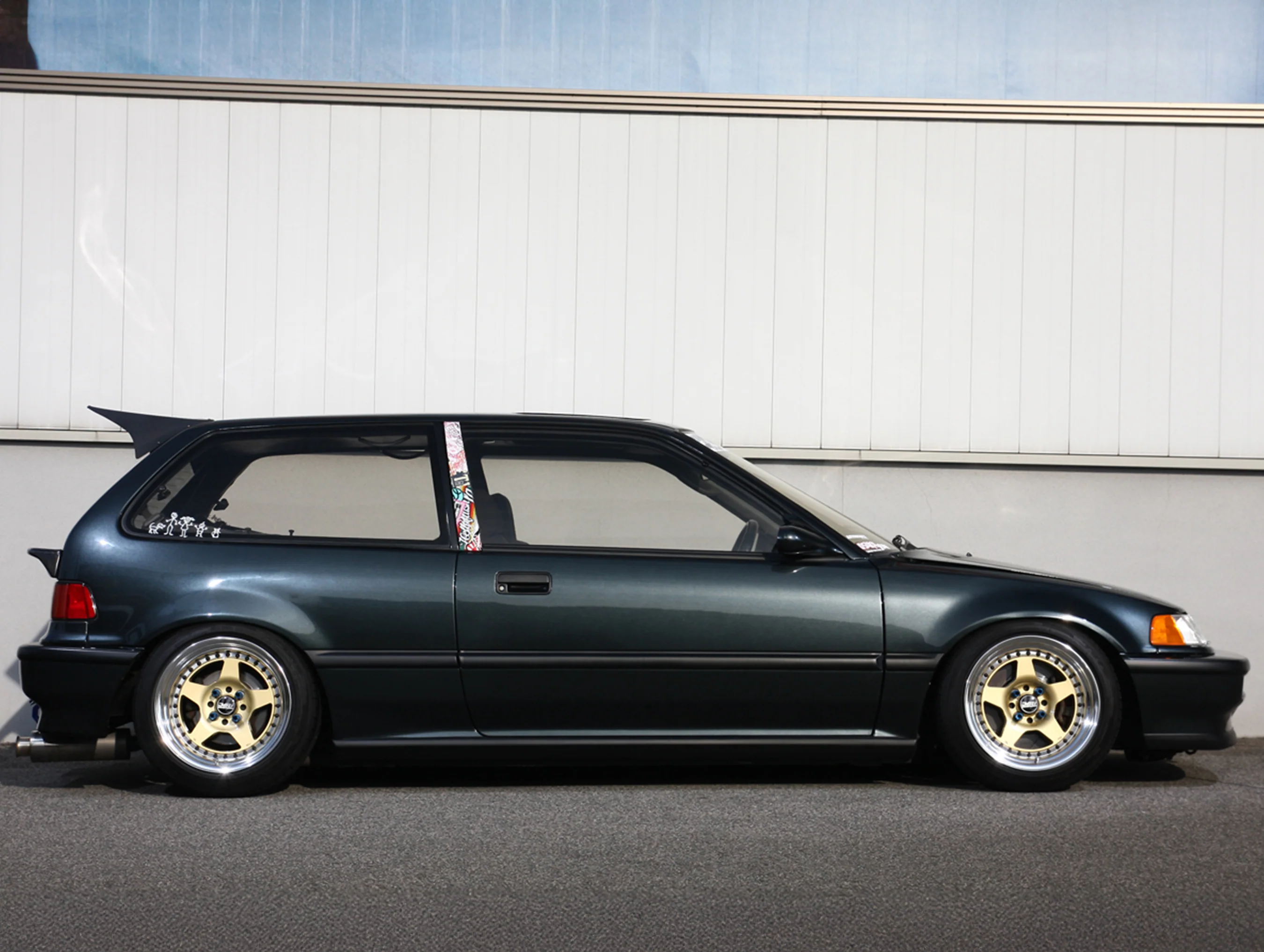 Osaka JDM Rear FRP "Devil Wing" - 88-91 Civic Hatchback - Image 8