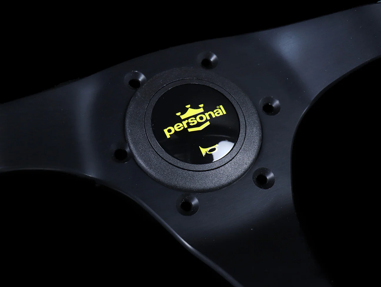 Personal Fitti Corsa 350mm Steering Wheel - Black Suede / Yellow Stitch - Image 3