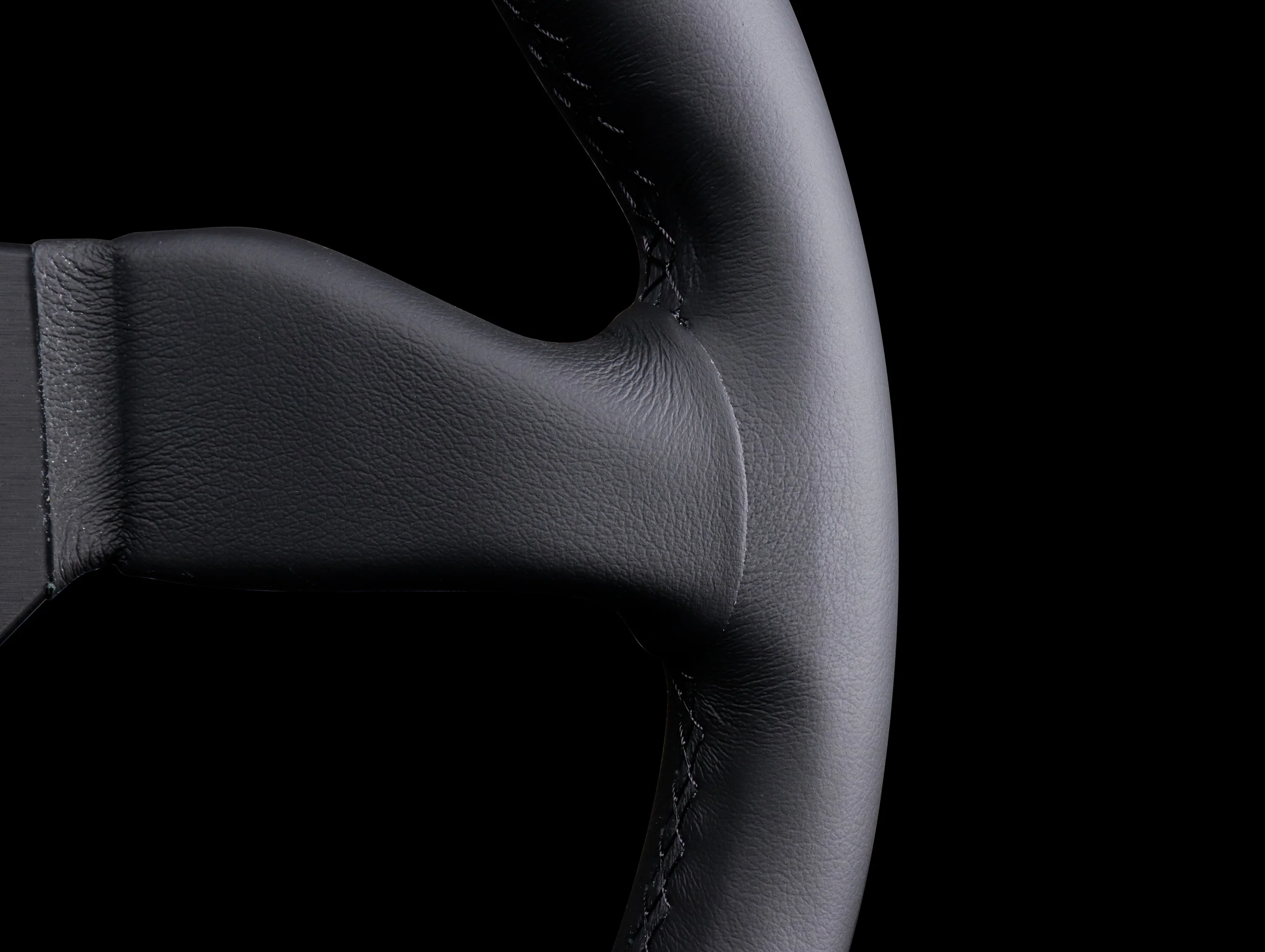 Personal Grinta 350mm Steering Wheel - Black Edition / Leather - Image 4