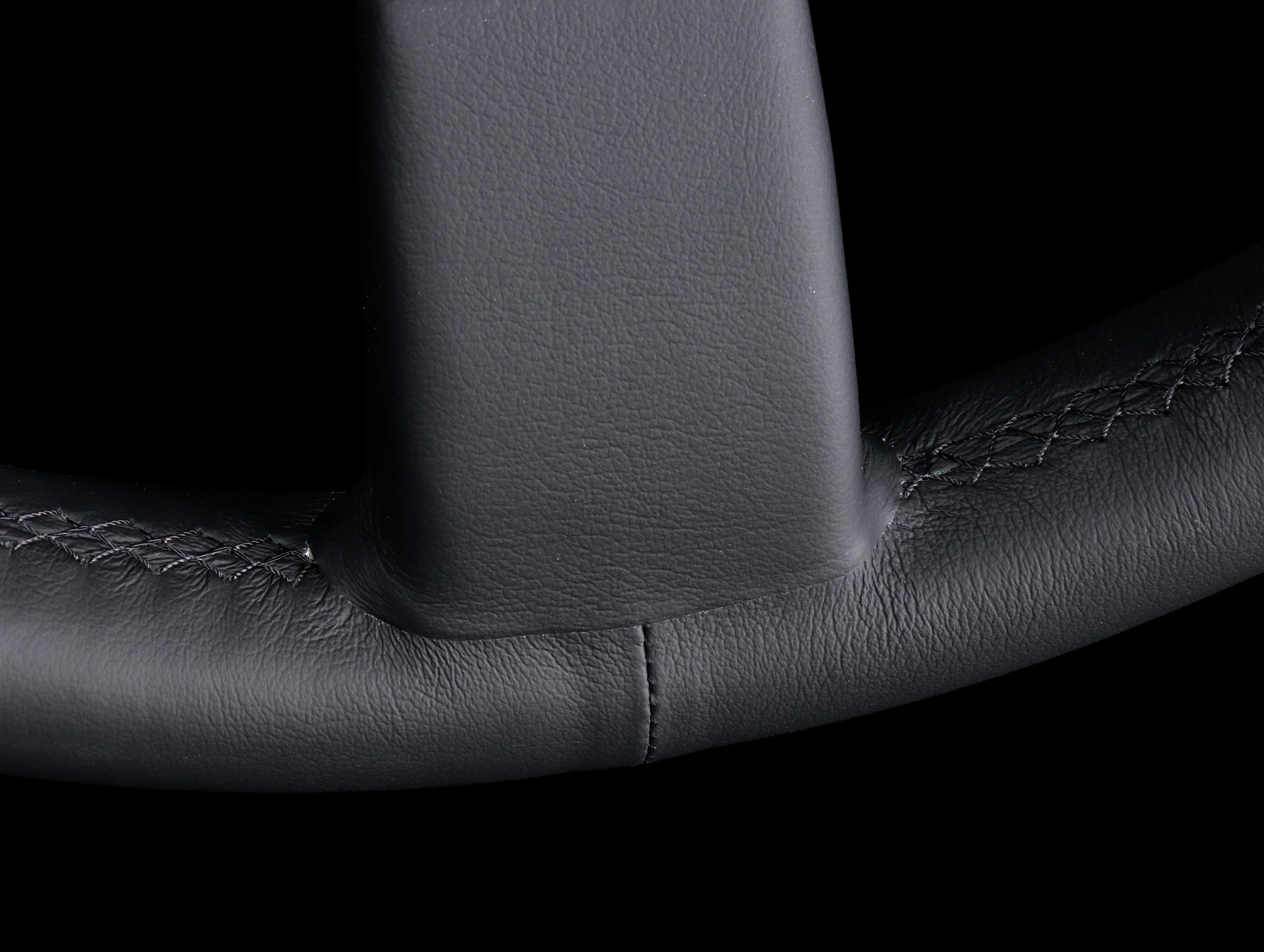 Personal Grinta 350mm Steering Wheel - Black Edition / Leather - Image 5