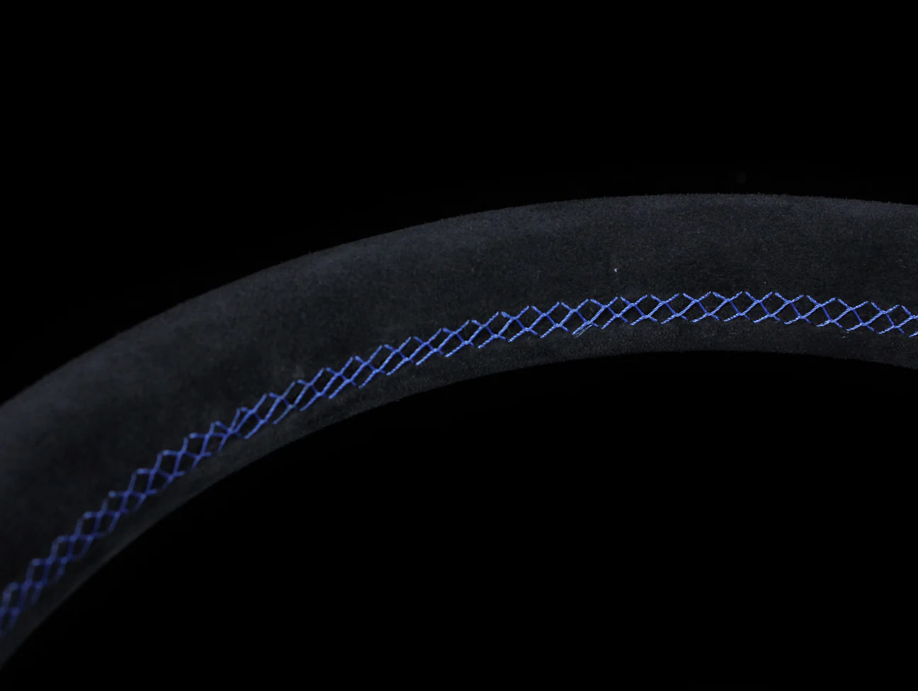 Personal Neo Grinta 350mm Steering Wheel - Black Suede / Blue Stitch - Image 5