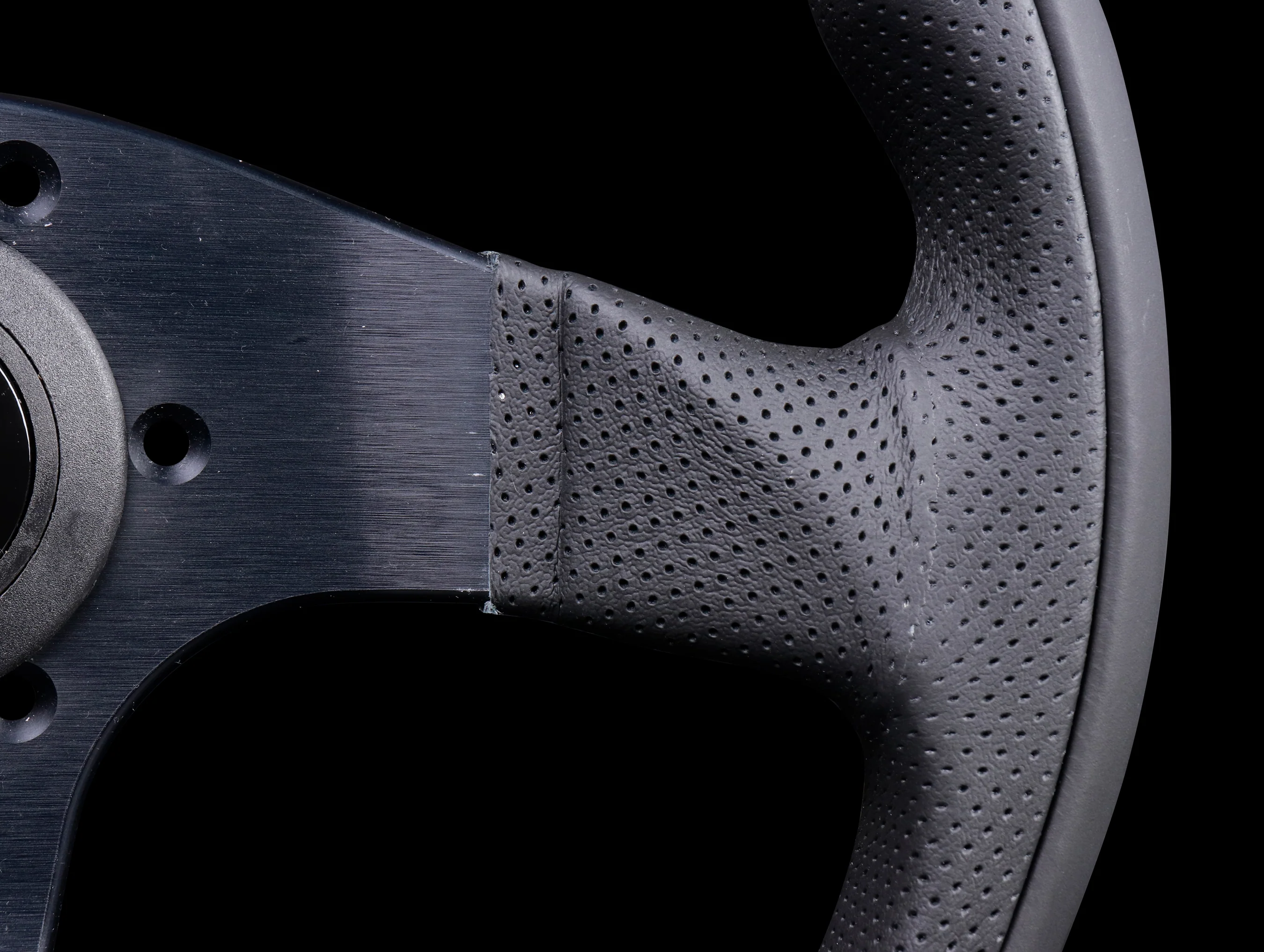 Personal Pole Position 330mm Steering Wheel - Black Perforated Leather w/ Black Stitch (Embroidered Logo) - Image 4