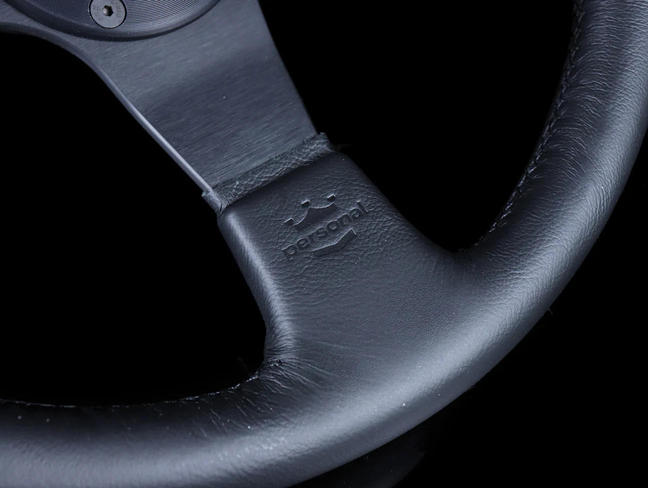 Personal Thunder 350mm Steering Wheel - Black Leather / Silver Horn Button - Image 5
