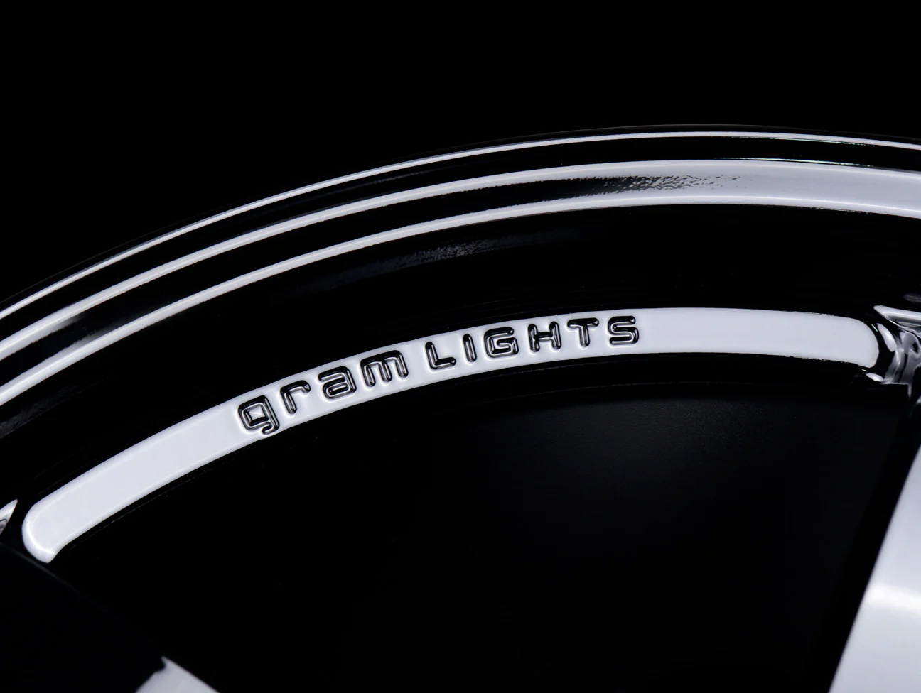 Rays Gram Lights 57CR Wheels - Glossy Black 19x9.5 / 5x120 / +35 - Image 7