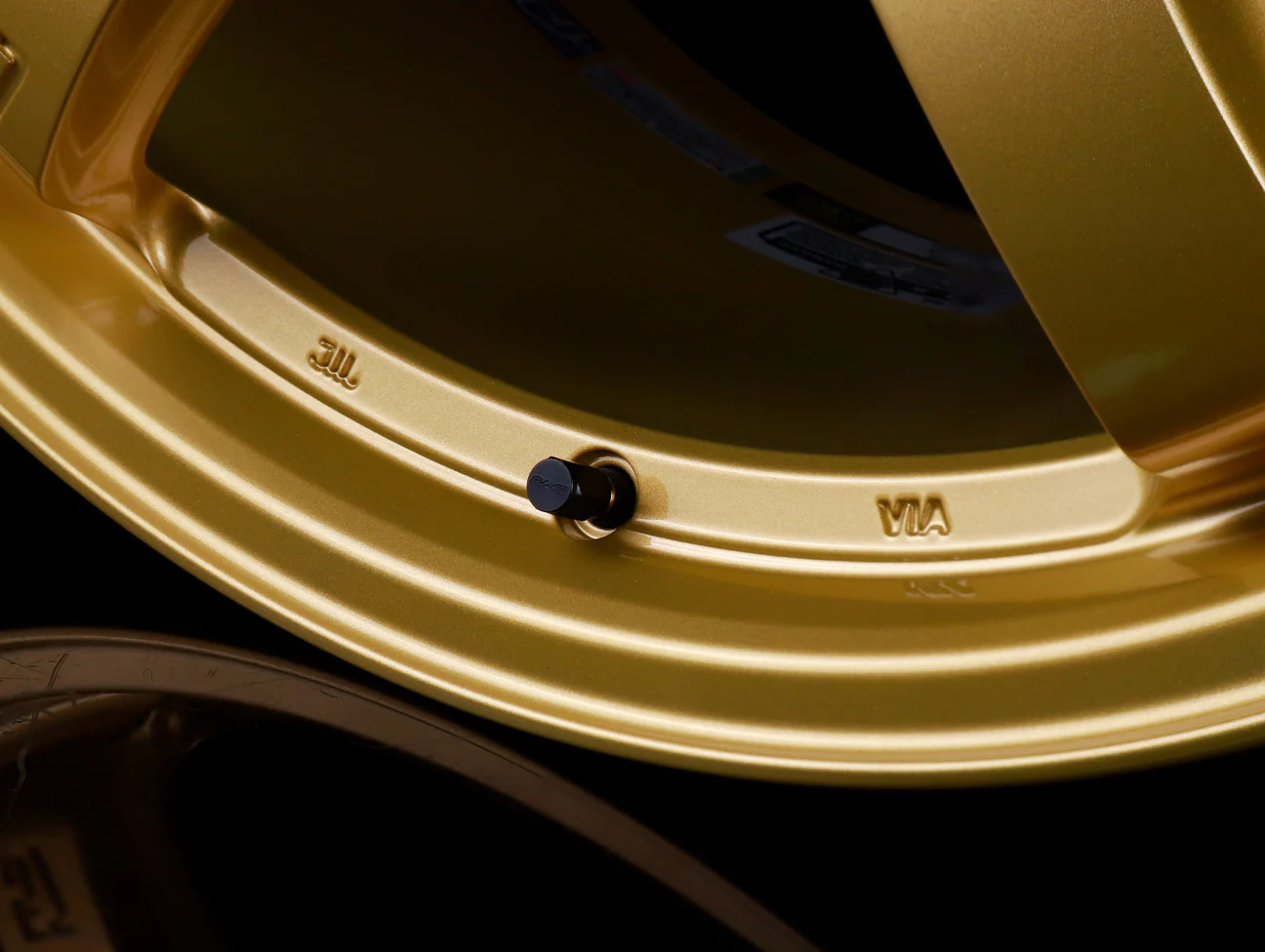 Rays Gram Lights 57CR Wheels - Gold 19x9.5 / 5x120 / +35 - Image 3