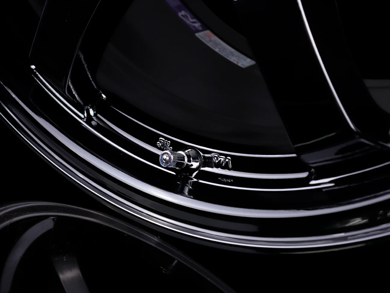 Rays Gram Lights 57DR Wheels - Gloss Black 17x9 / 5x114.3 / +38 - Image 3