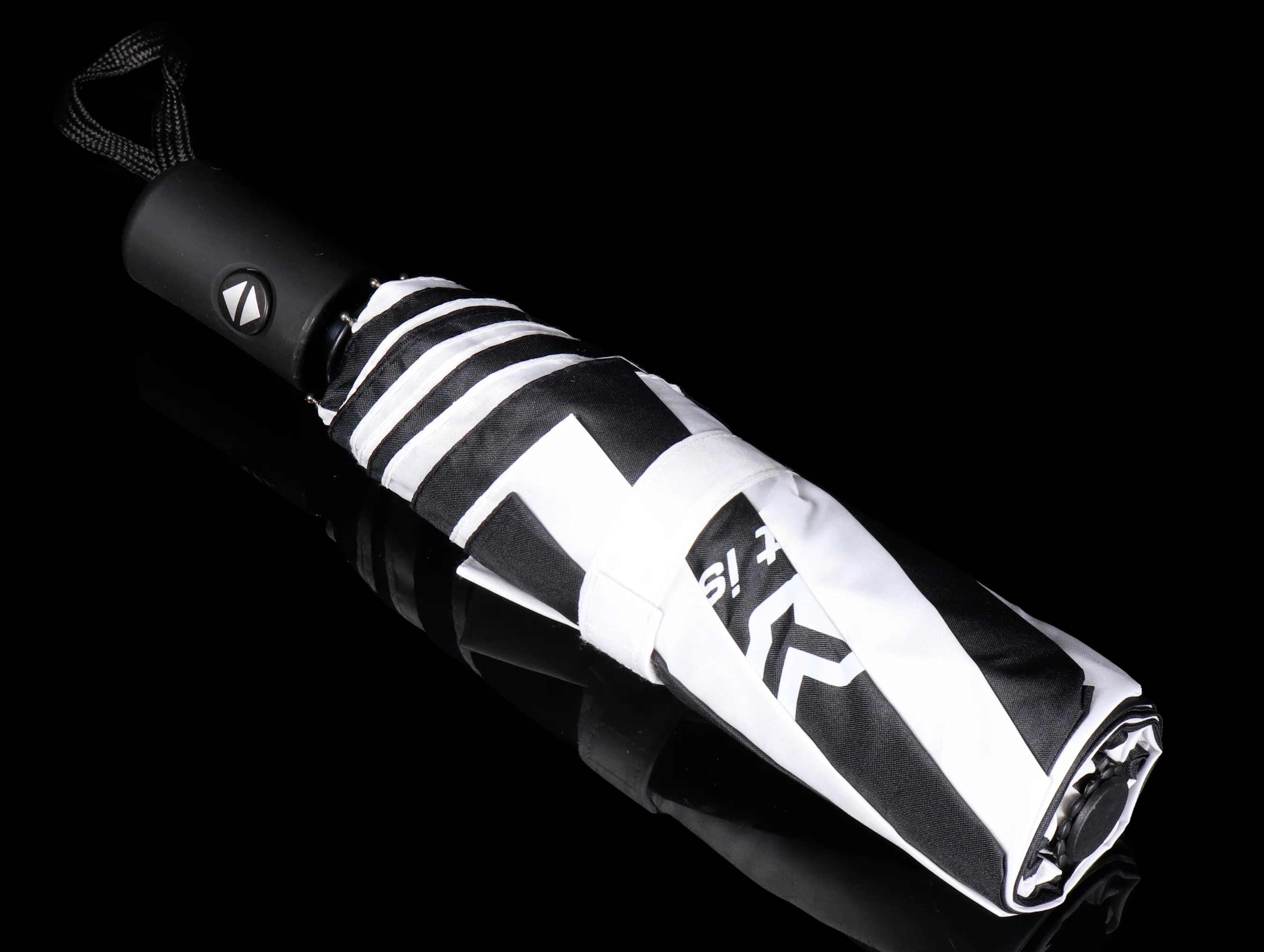 Rays The Concept is Racing Compact Umbrella - Black/White - Image 4