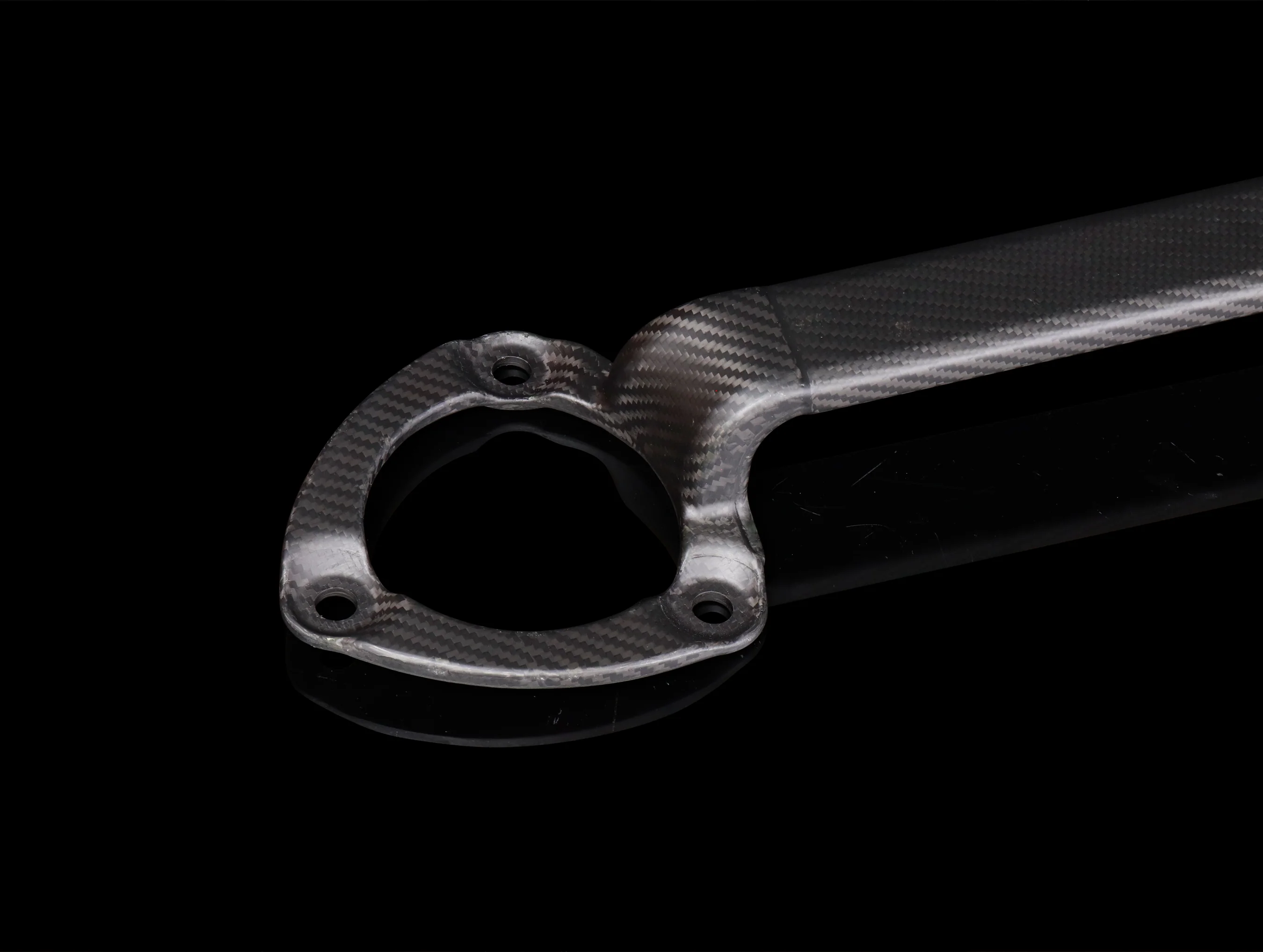 Seibon Carbon Fiber Front Strut Brace - 23+ Civic Type-R (FL5) - Image 4