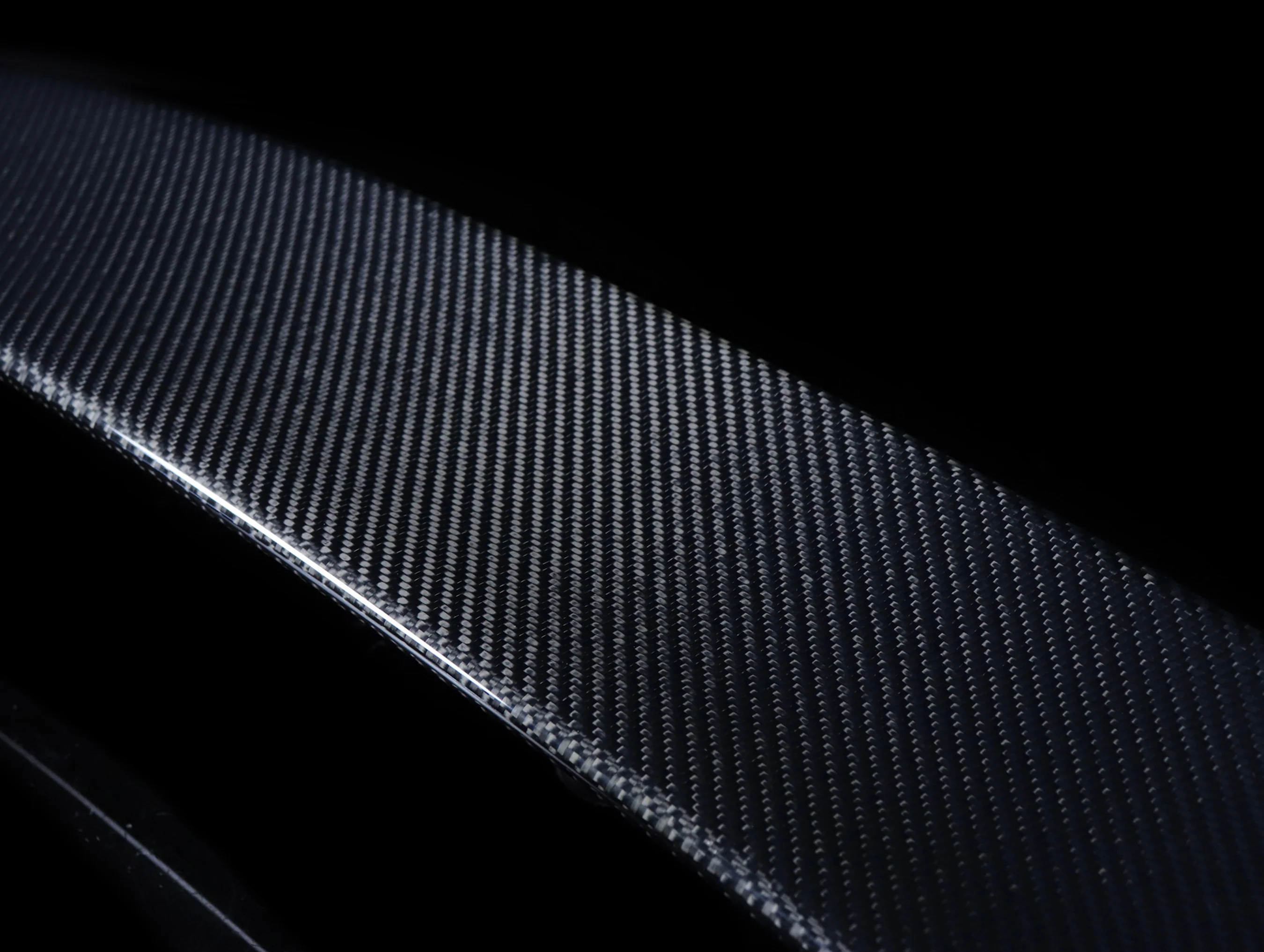 Seibon OEM Style Carbon Fiber Rear Center Spoiler - 17-21 Civic Type-R (FK8) - Image 4