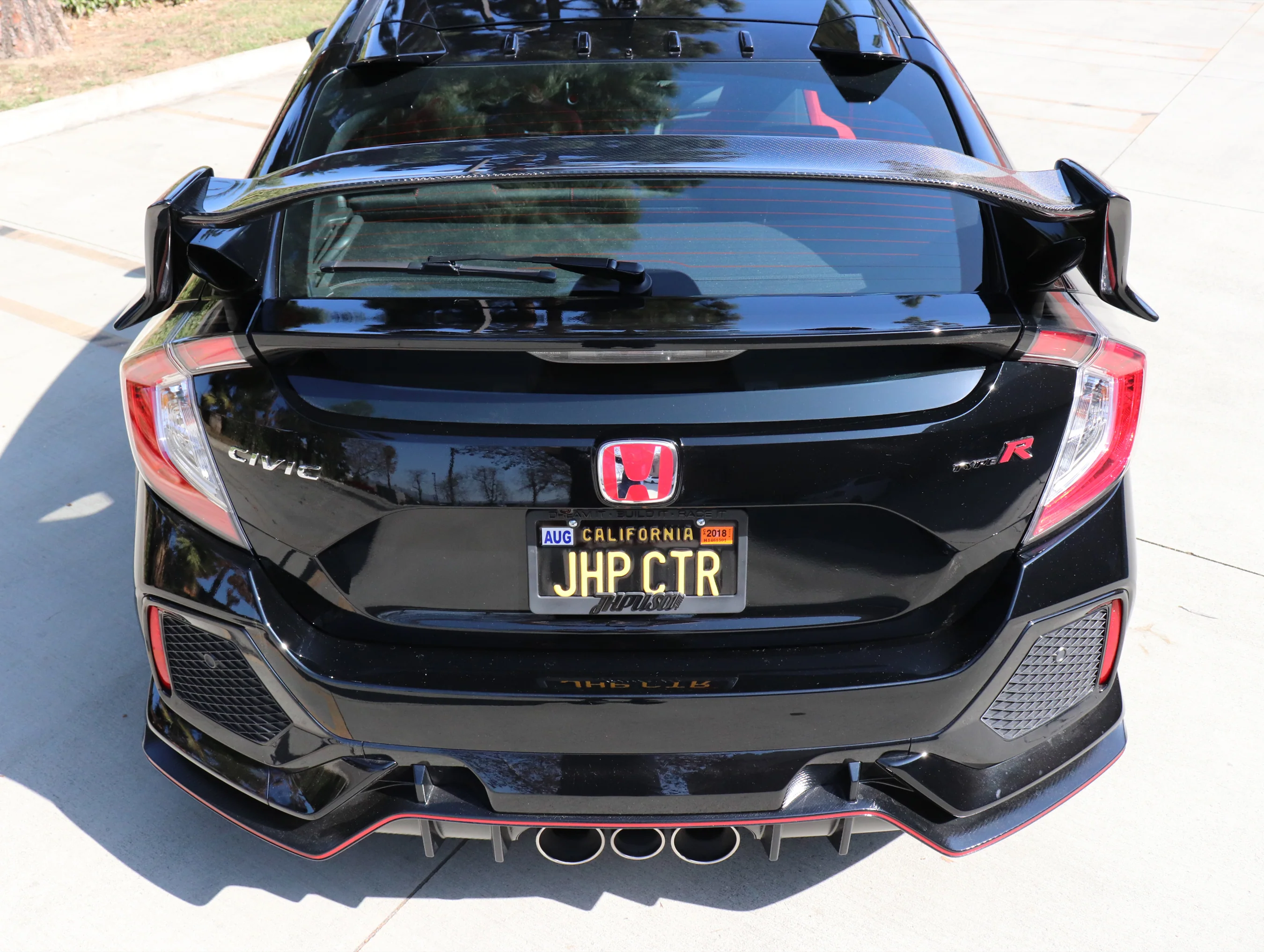 Seibon OEM Style Carbon Fiber Rear Center Spoiler - 17-21 Civic Type-R (FK8) - Image 9