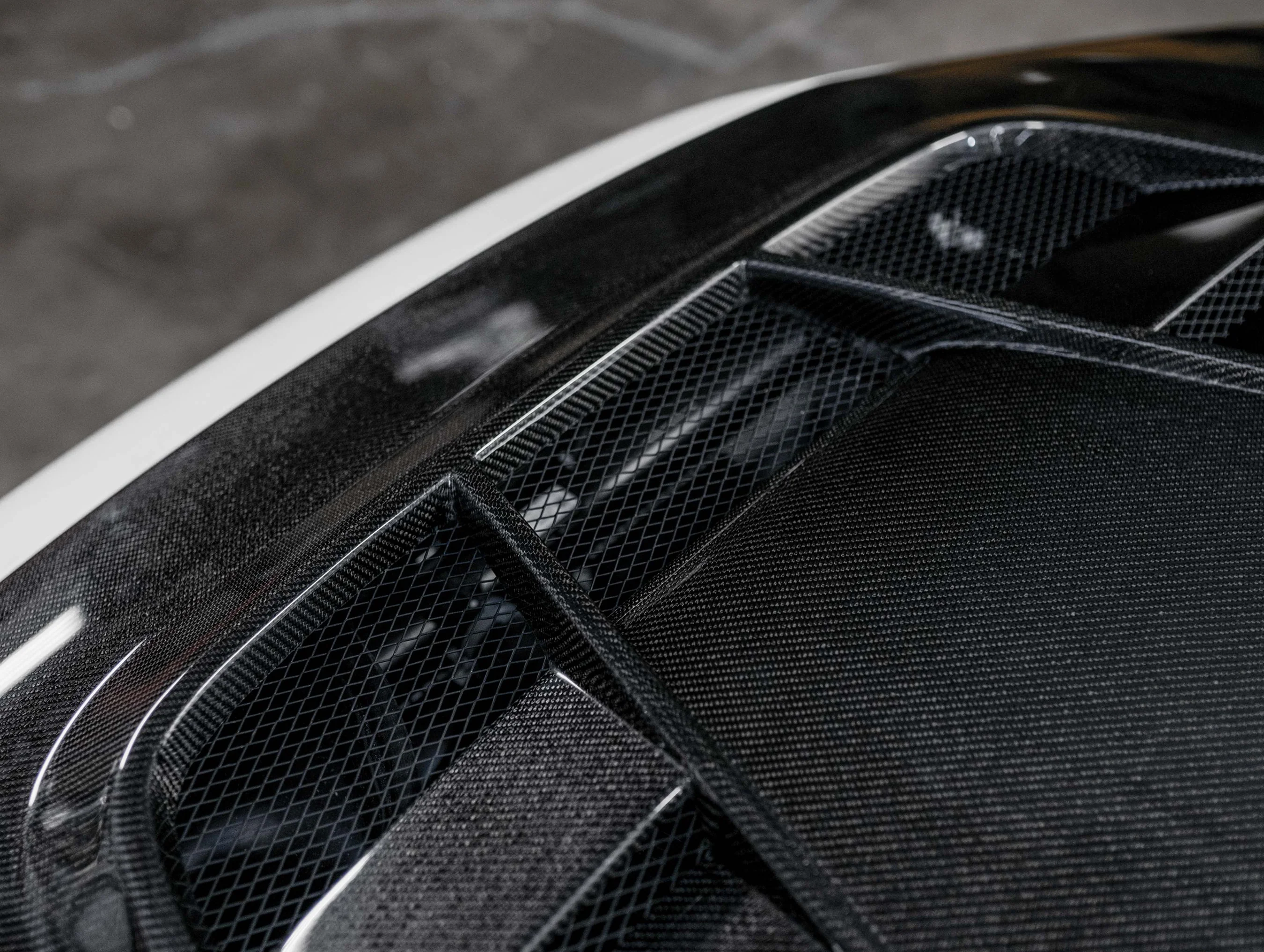 Seibon TV Style Double Sided Carbon Fiber Hood - 23-24 Civic Type-R (FL5) - Image 10