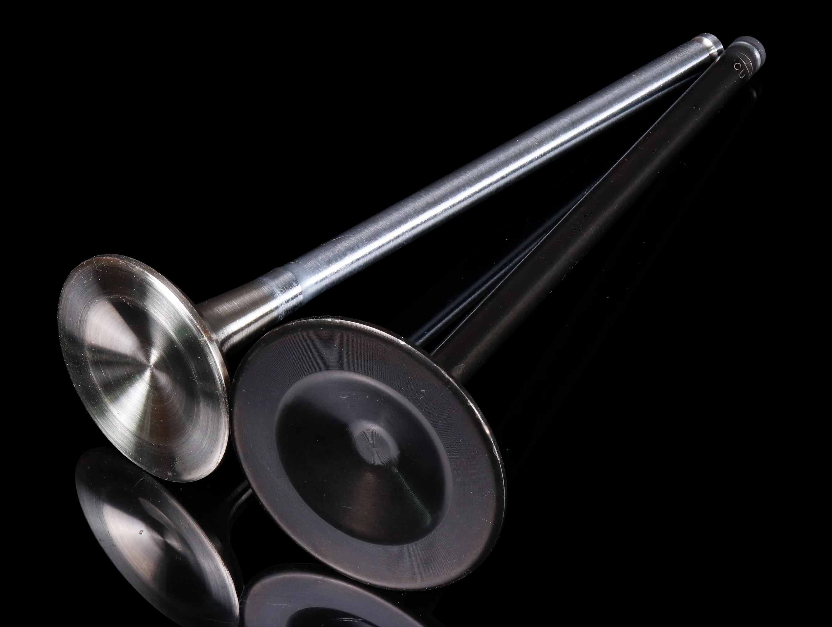 Supertech Black Nitride / Sodium Filled Inconel Race Dished Valve Set - K-series (K20C1) FK8 - Image 6