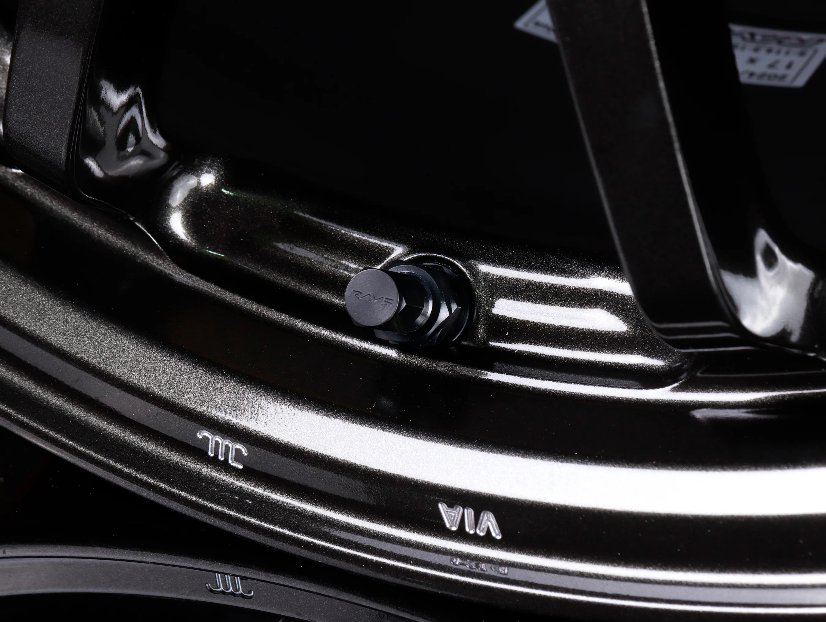 Volk Racing CE28N Plus - 17" Wheels - Diamond Dark Gunmetal - Image 8