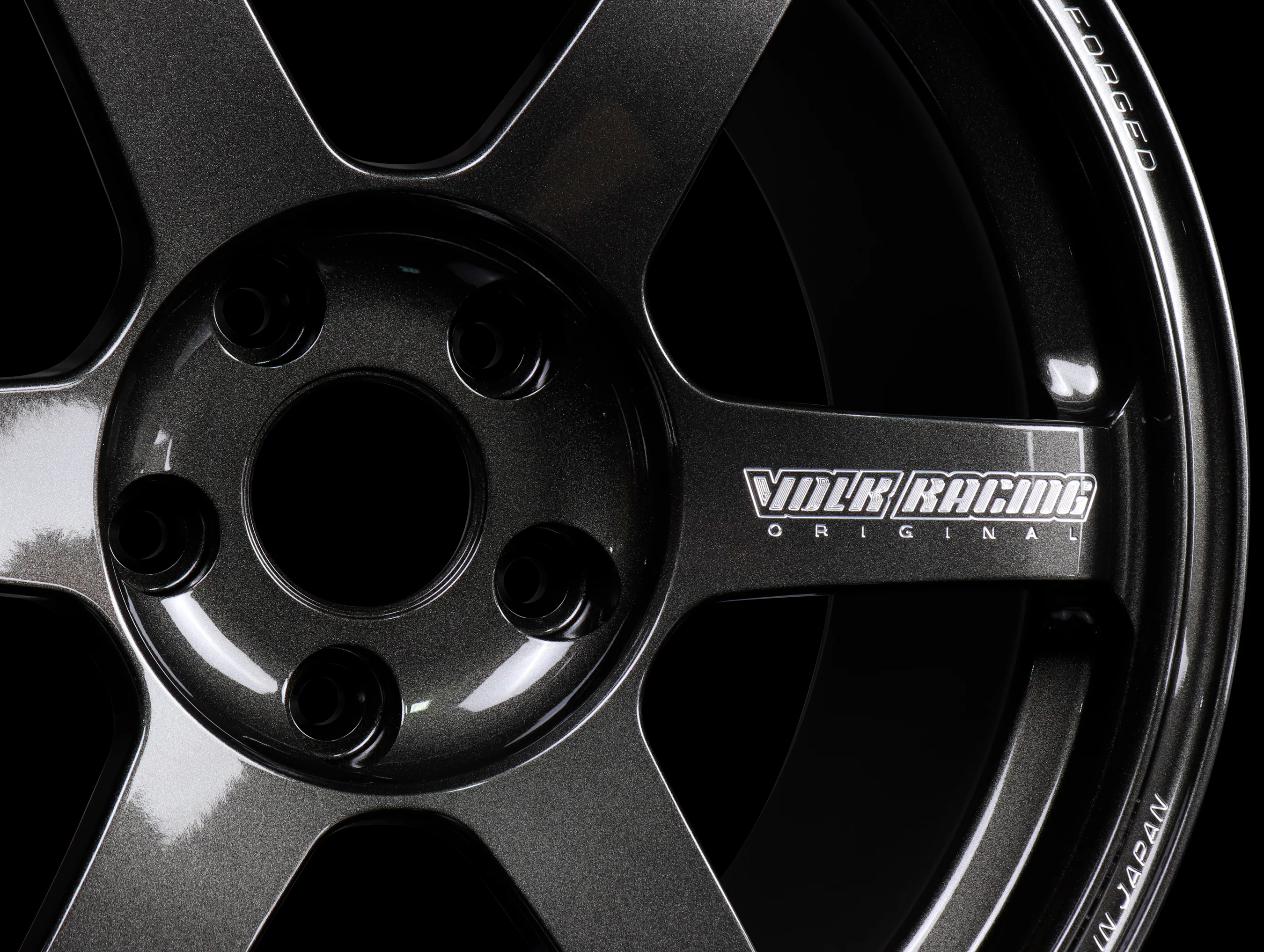 Volk Racing TE37 Saga S-Plus Wheels - Diamond Dark Gunmetal / 17x9 / 5x114.3 / +40 - Image 4