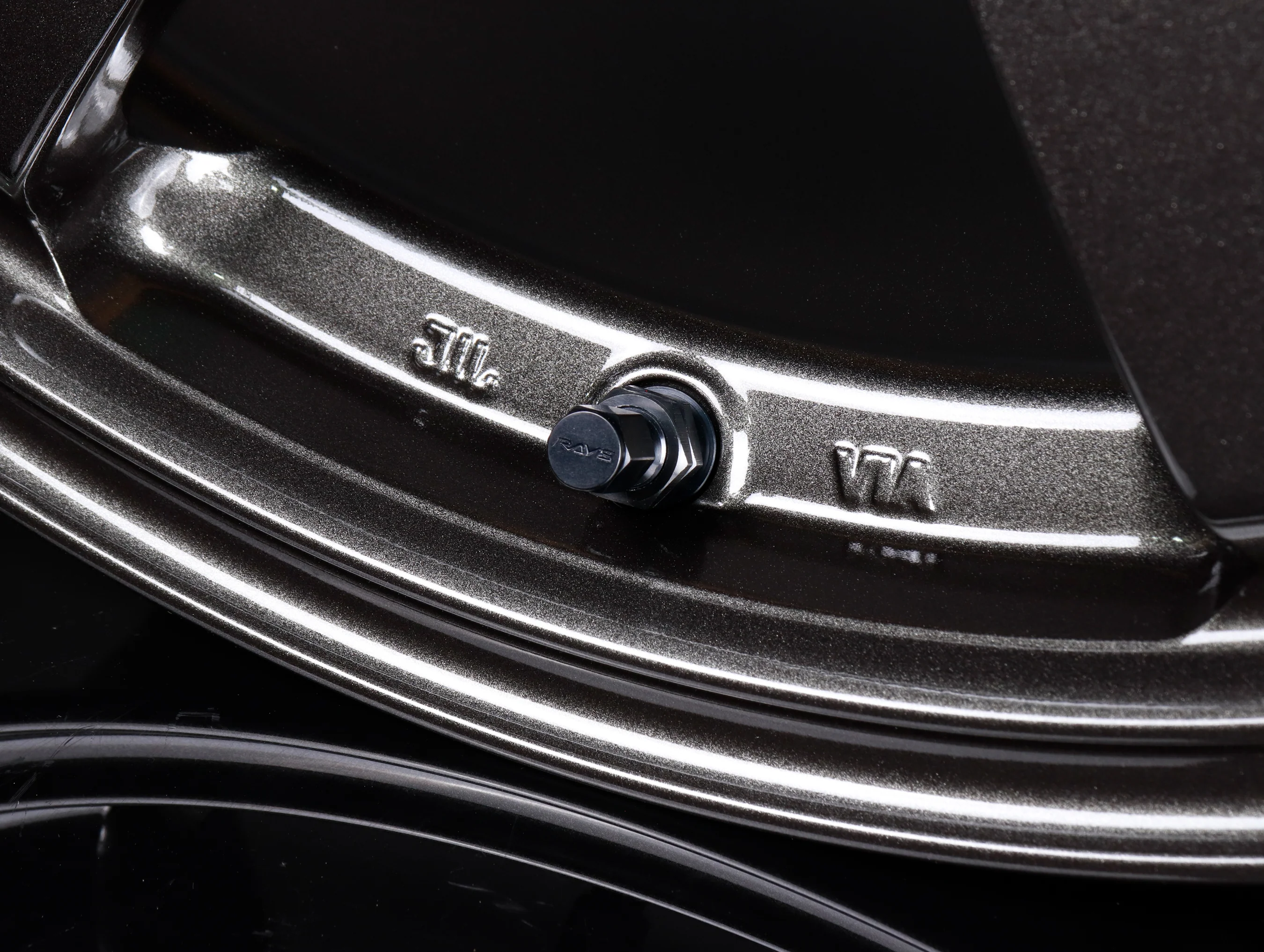 Volk Racing TE37 Saga S-Plus Wheels - Diamond Dark Gunmetal / 17x9 / 5x114.3 / +40 - Image 8