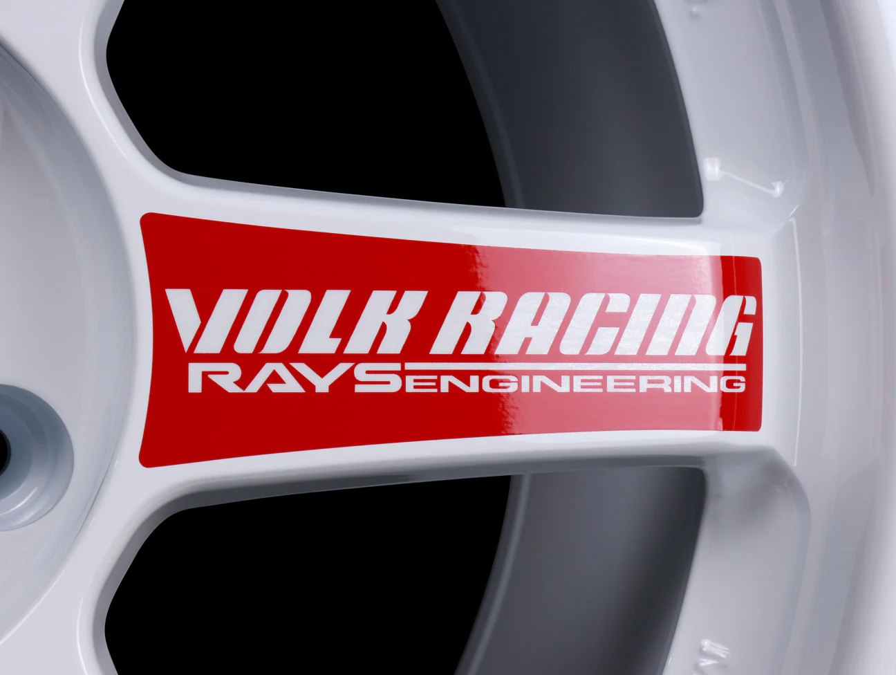 Volk Racing TE37SL Super Lap Edition - Dash White 18x9.5 / 5x114 / +40 - Image 5
